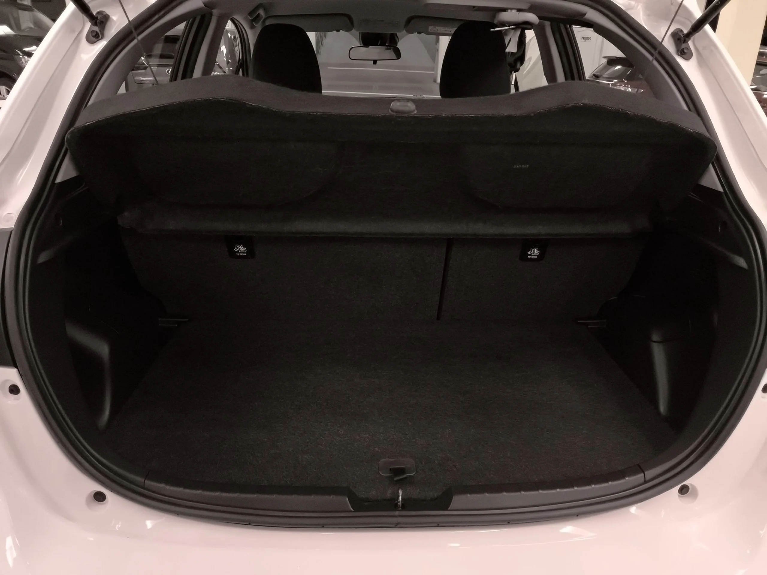 Toyota Yaris 1.5 100H Active 74 kW (100 CV) - Foto 21