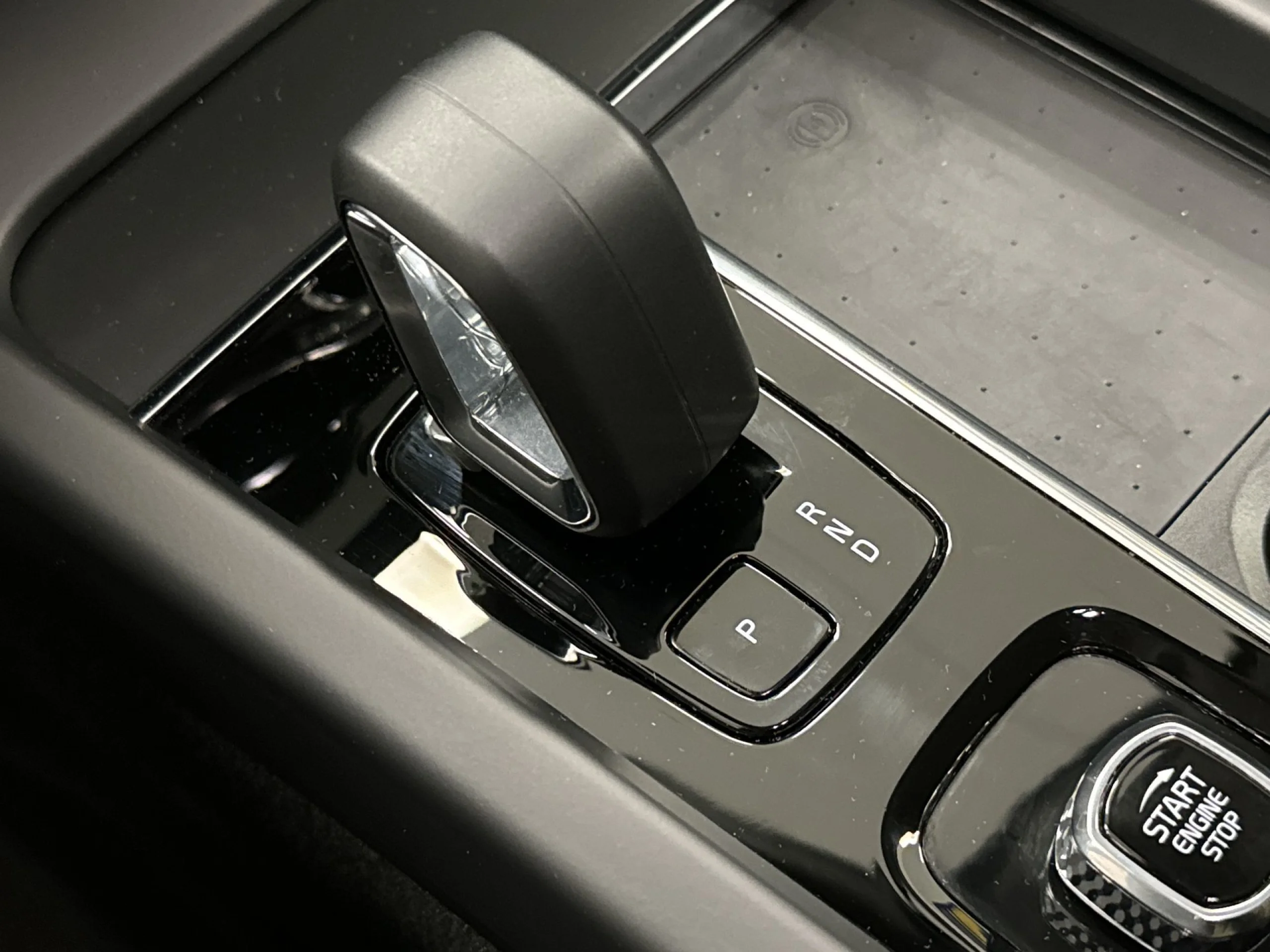 Volvo Xc60 B4 G Core Pro Auto 145 kW (197 CV) - Foto 17