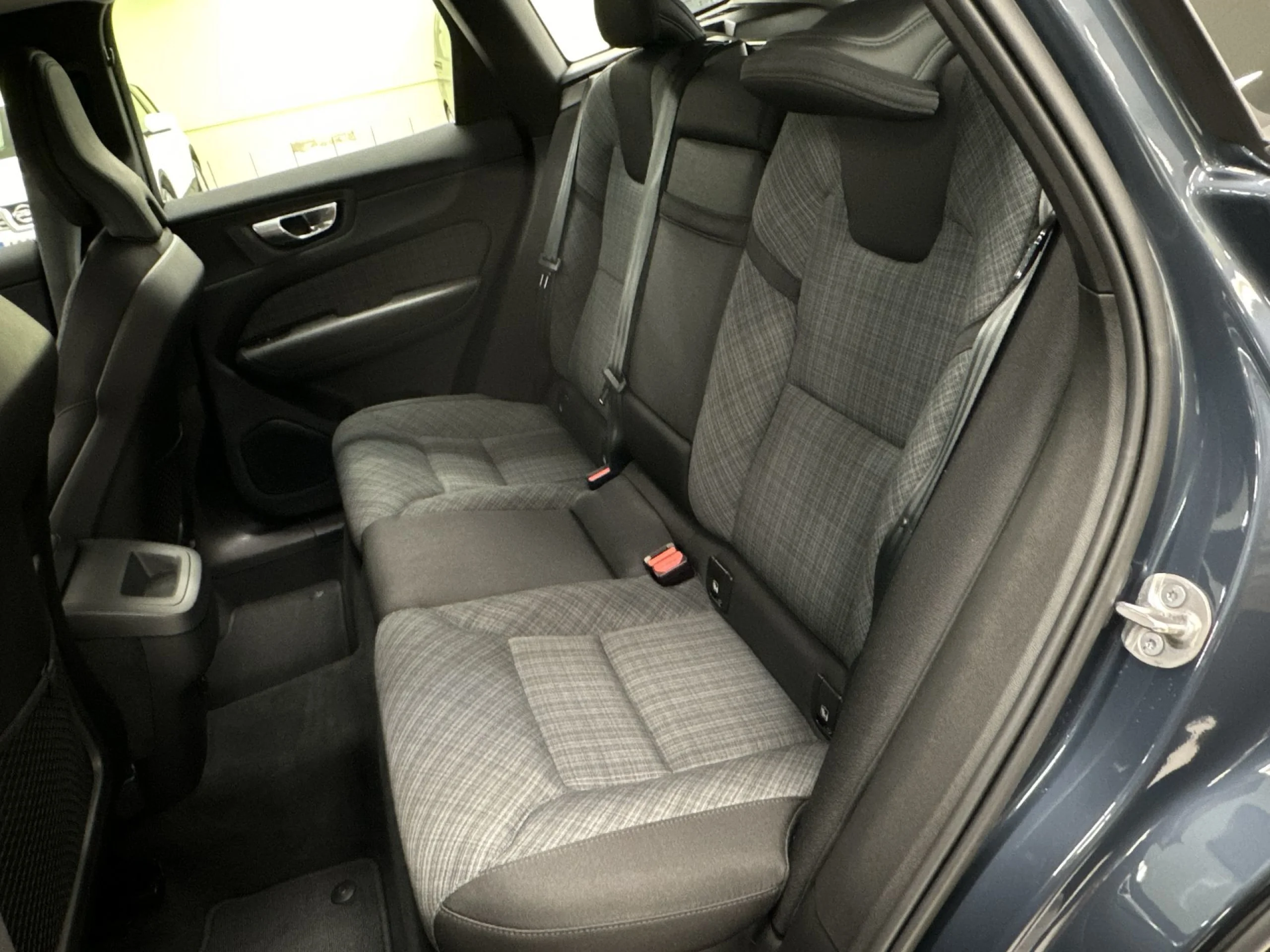 Volvo Xc60 B4 G Core Pro Auto 145 kW (197 CV) - Foto 19