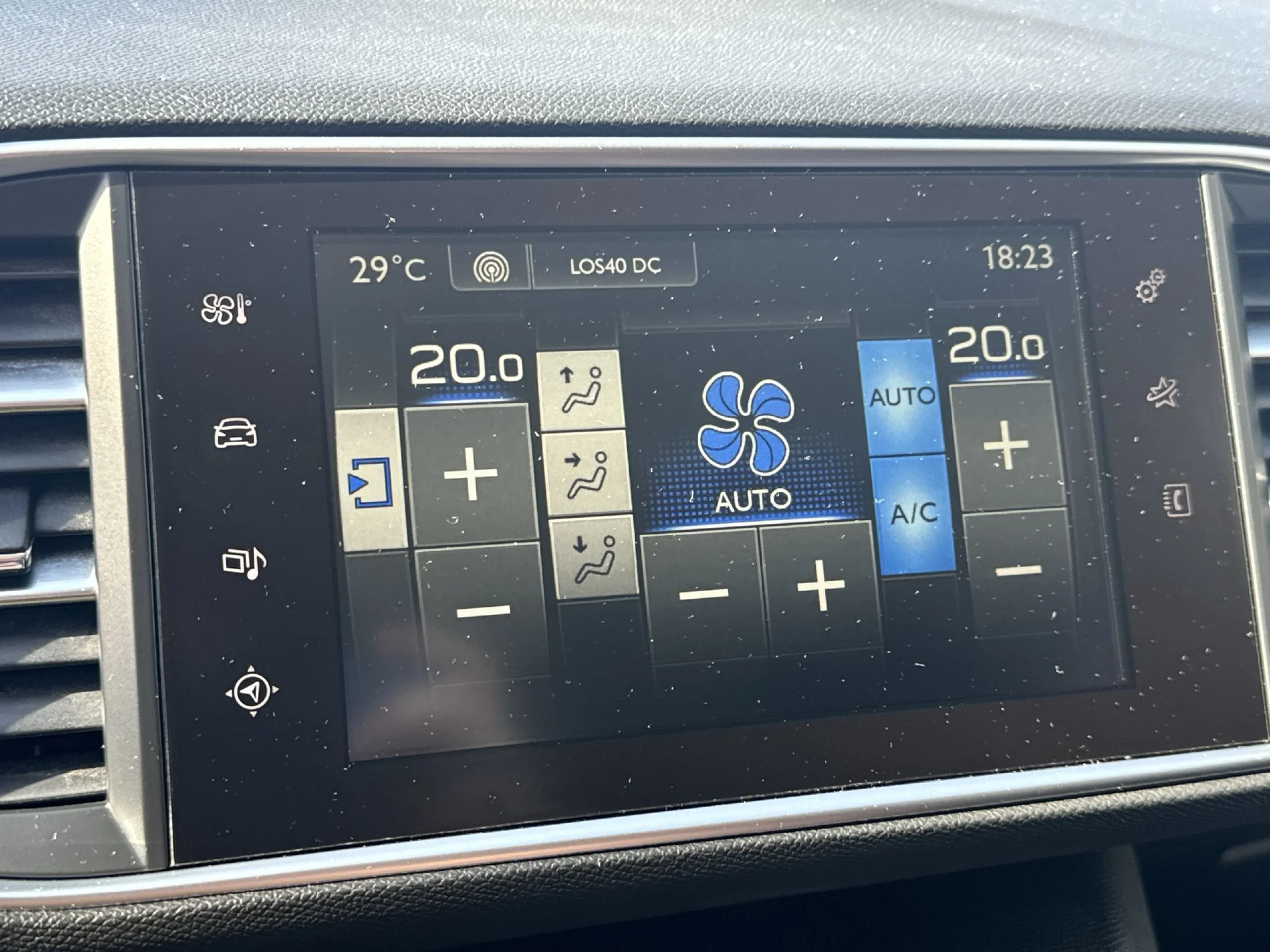 Peugeot 308 PureTech 110 SANDS Allure 81 kW (110 CV) - Foto 16