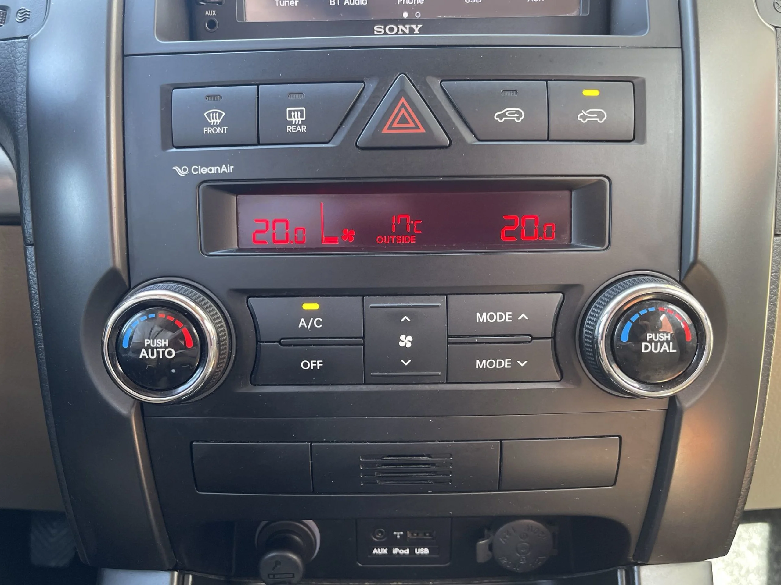 Kia Sorento 2.0 CRDi Drive 4x2 110 kW (150 CV) - Foto 13