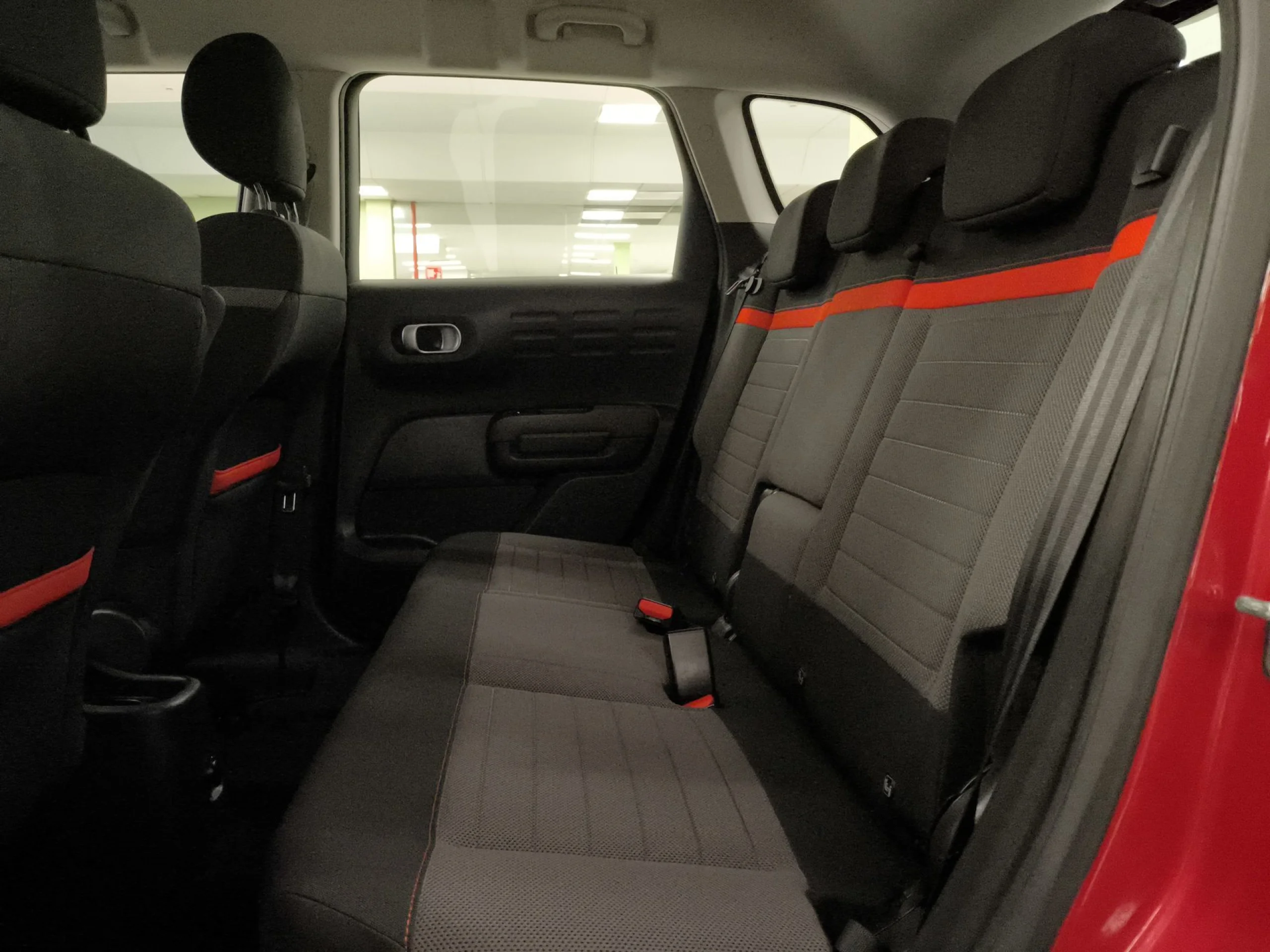 Citroen C3 Aircross BlueHDi 100 SANDS Feel 75 kW (102 CV) - Foto 25