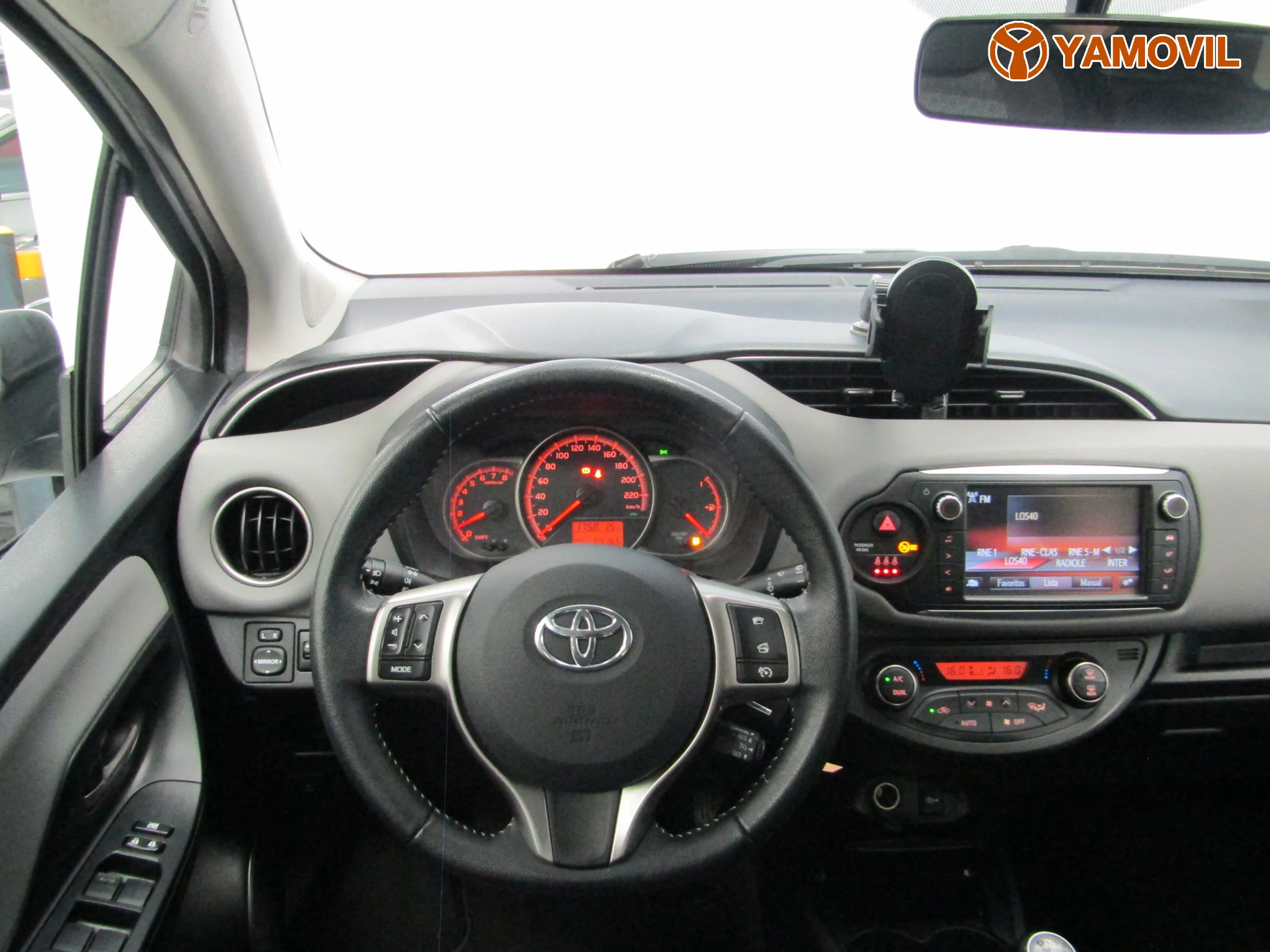 Toyota Yaris 1.3 ACTIVE  - Foto 16