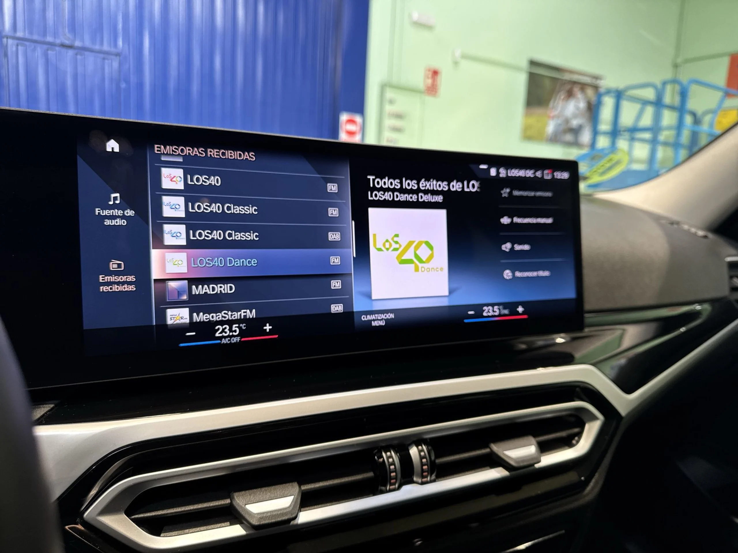 BMW Serie 3 318d Touring 110 kW (150 CV) - Foto 15