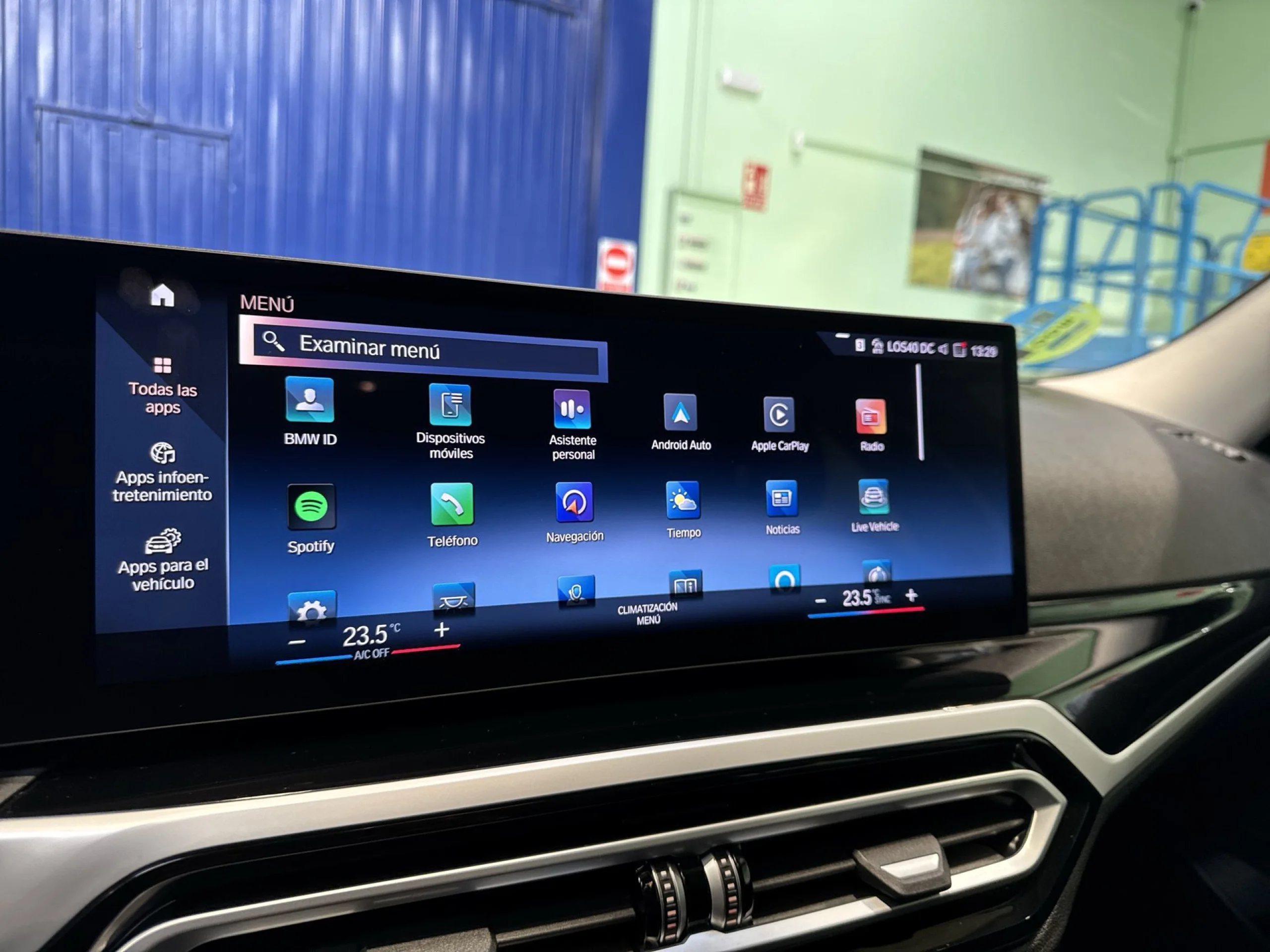 BMW Serie 3 318d Touring 110 kW (150 CV) - Foto 16