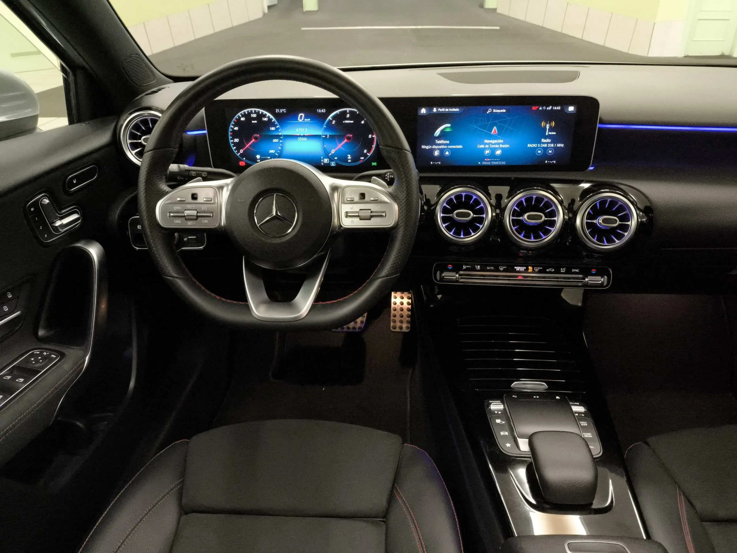 Mercedes-Benz Clase A 180 d 85 kW (116 CV) - Foto 18