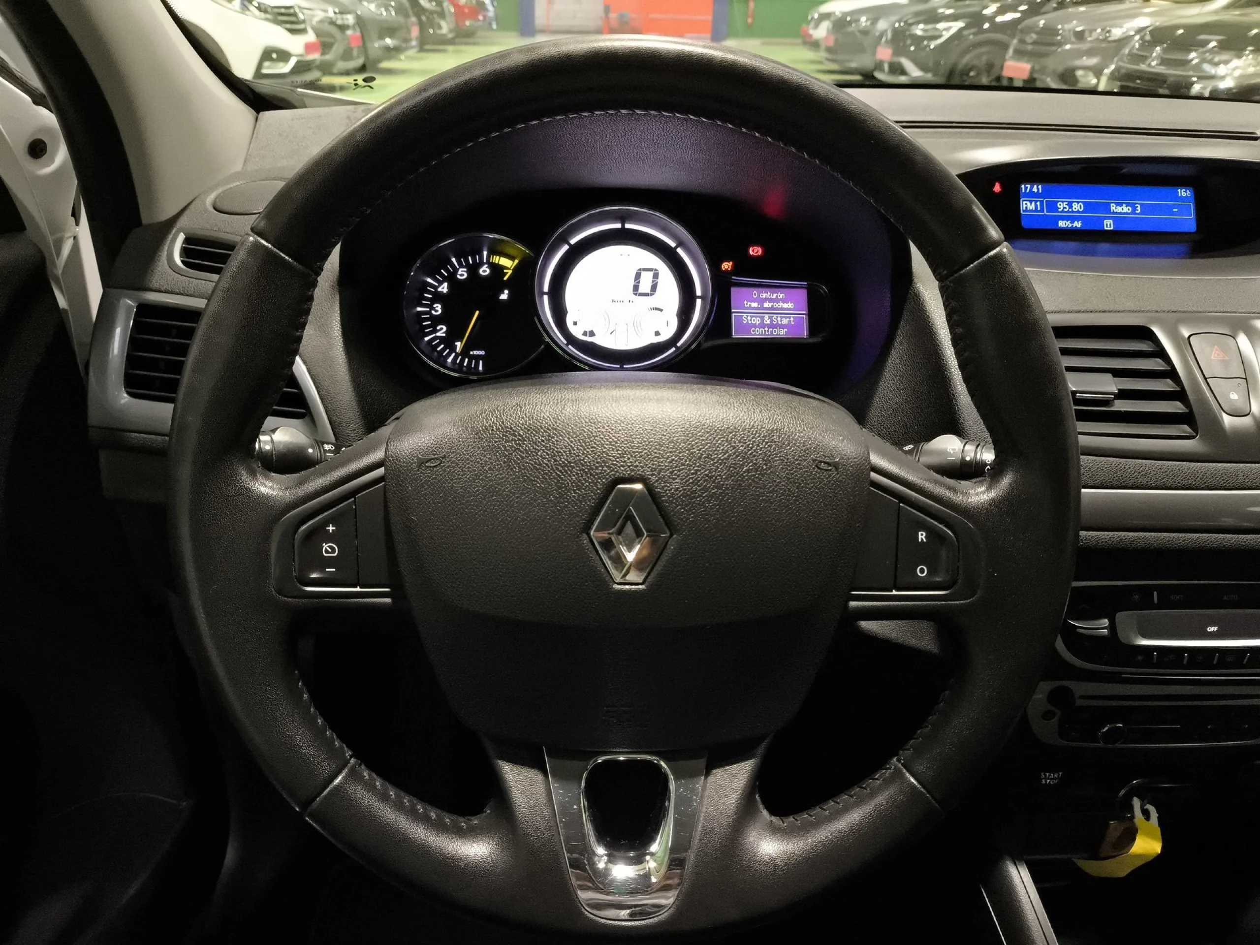 Renault Megane Limited Energy SANDS TCe 85 kW (115 CV) - Foto 13