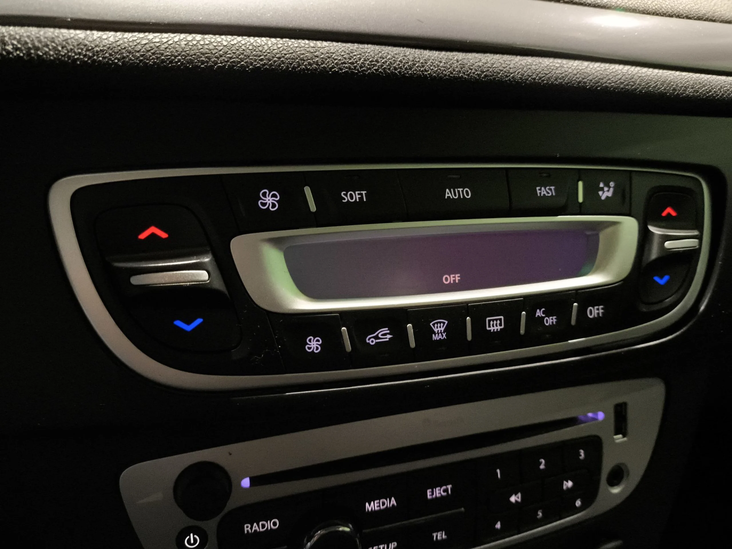 Renault Megane Limited Energy SANDS TCe 85 kW (115 CV) - Foto 16