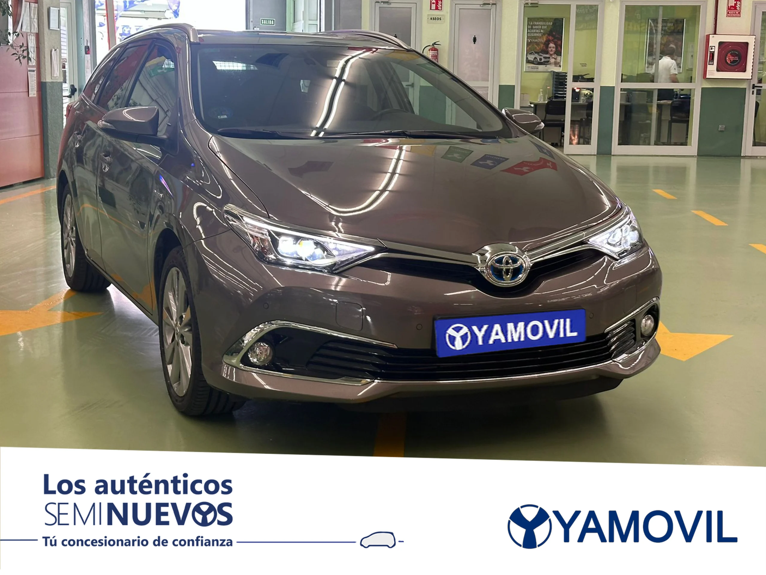 Toyota Auris 140H Advance Touring Sports 100 kW (136 CV) - Foto 3