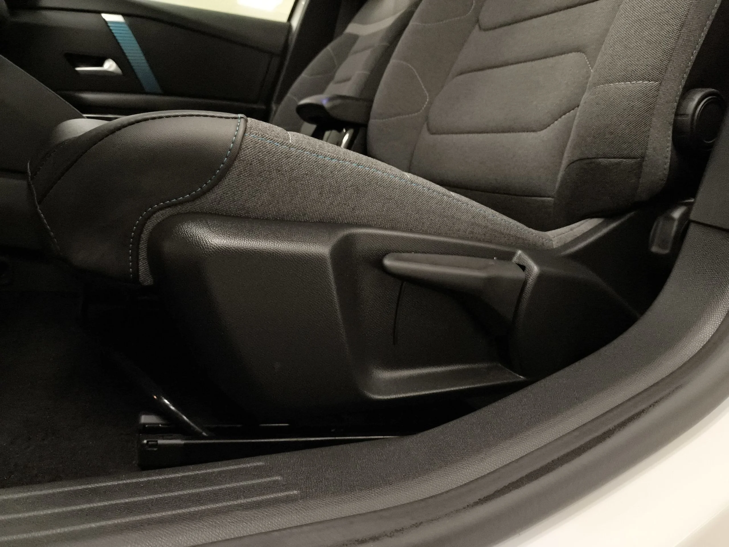 Citroen ë-C4 eléctrico Feel Pack 100 kW (136 CV) - Foto 9