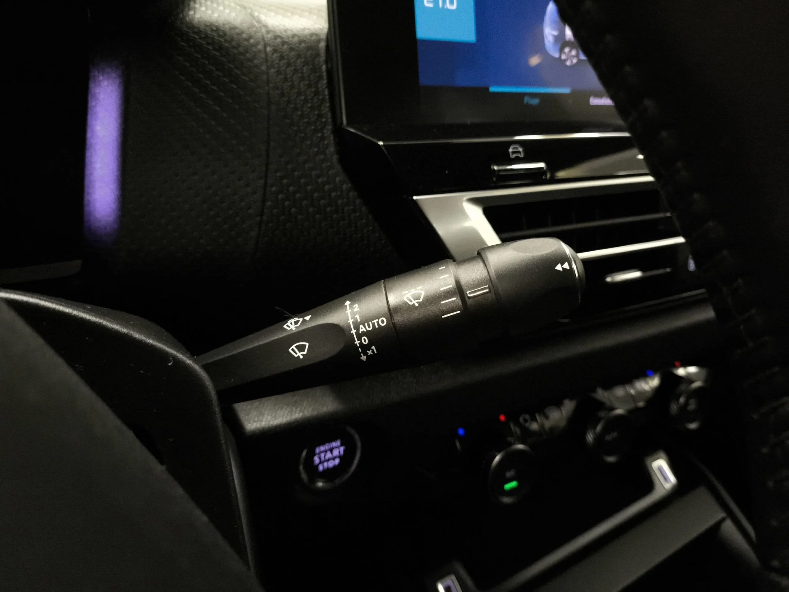 Citroen ë-C4 eléctrico Feel Pack 100 kW (136 CV) - Foto 17
