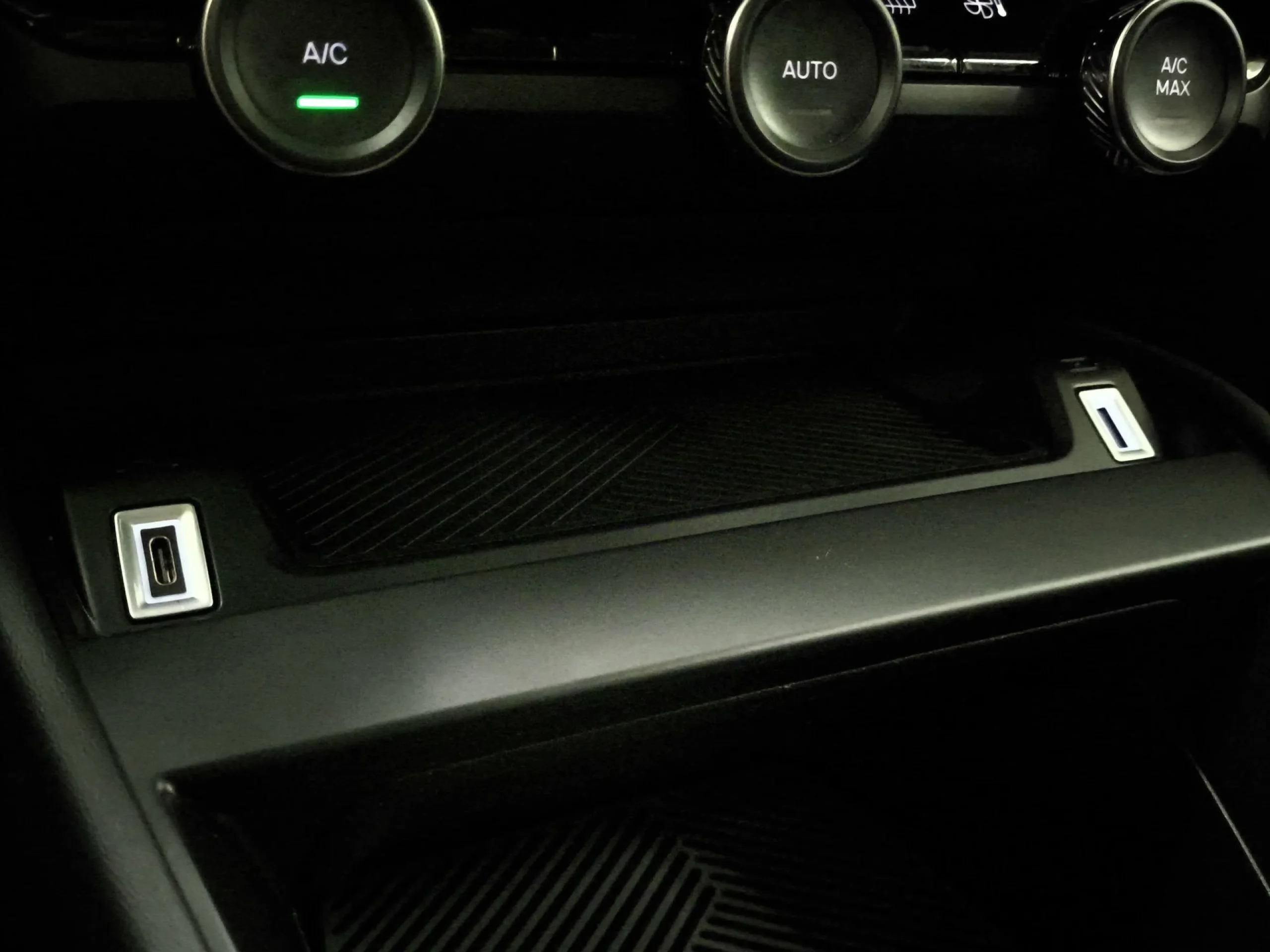 Citroen ë-C4 eléctrico Feel Pack 100 kW (136 CV) - Foto 26