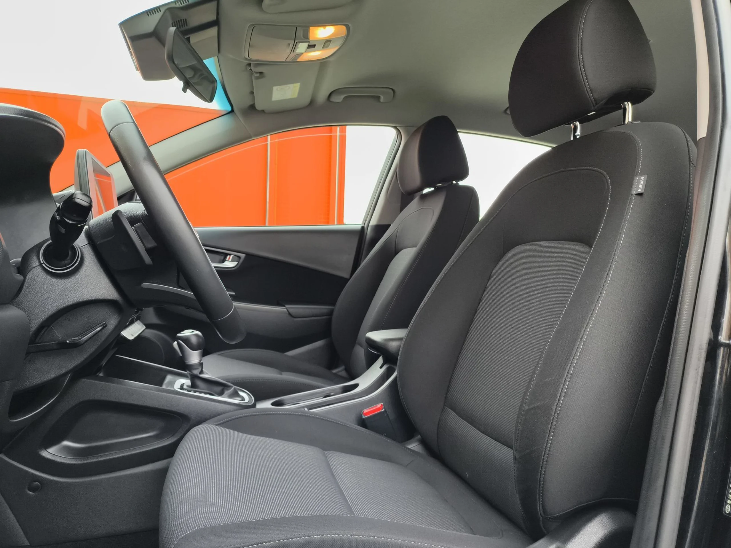 Hyundai Kona 1.6 GDI HEV Maxx DCT 104 kW (141 CV) - Foto 8