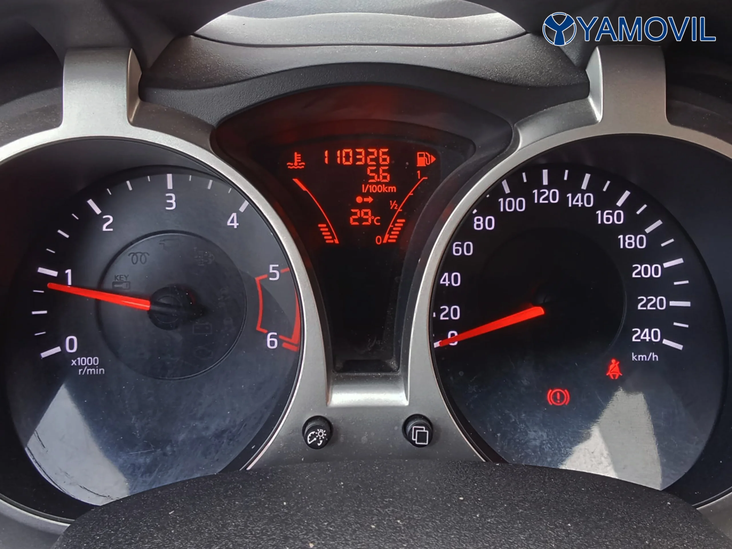 Nissan Juke 1.5 dCi Acenta 4x2 81 kW (110 CV) - Foto 6