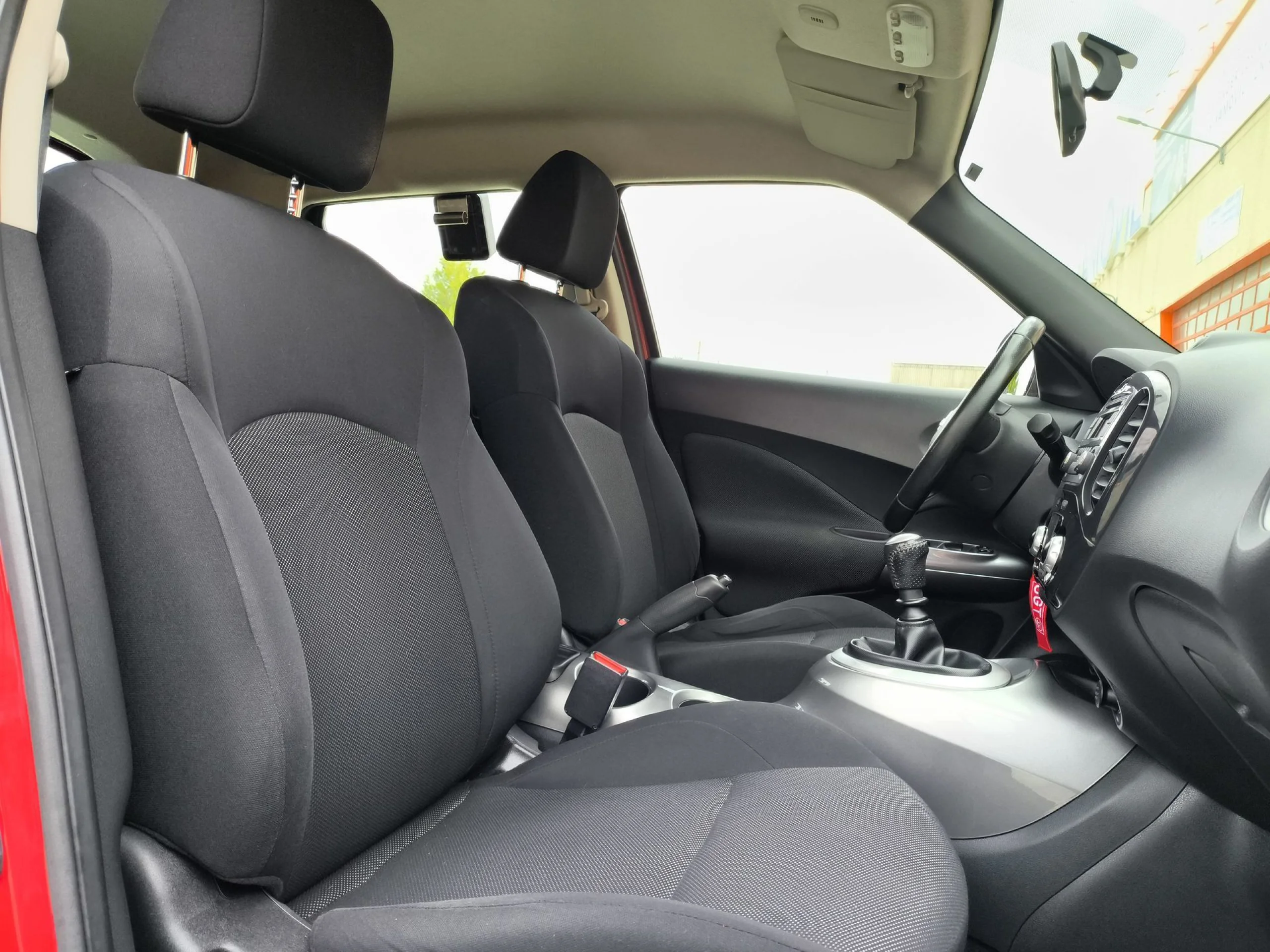 Nissan Juke 1.5 dCi Acenta 4x2 81 kW (110 CV) - Foto 20