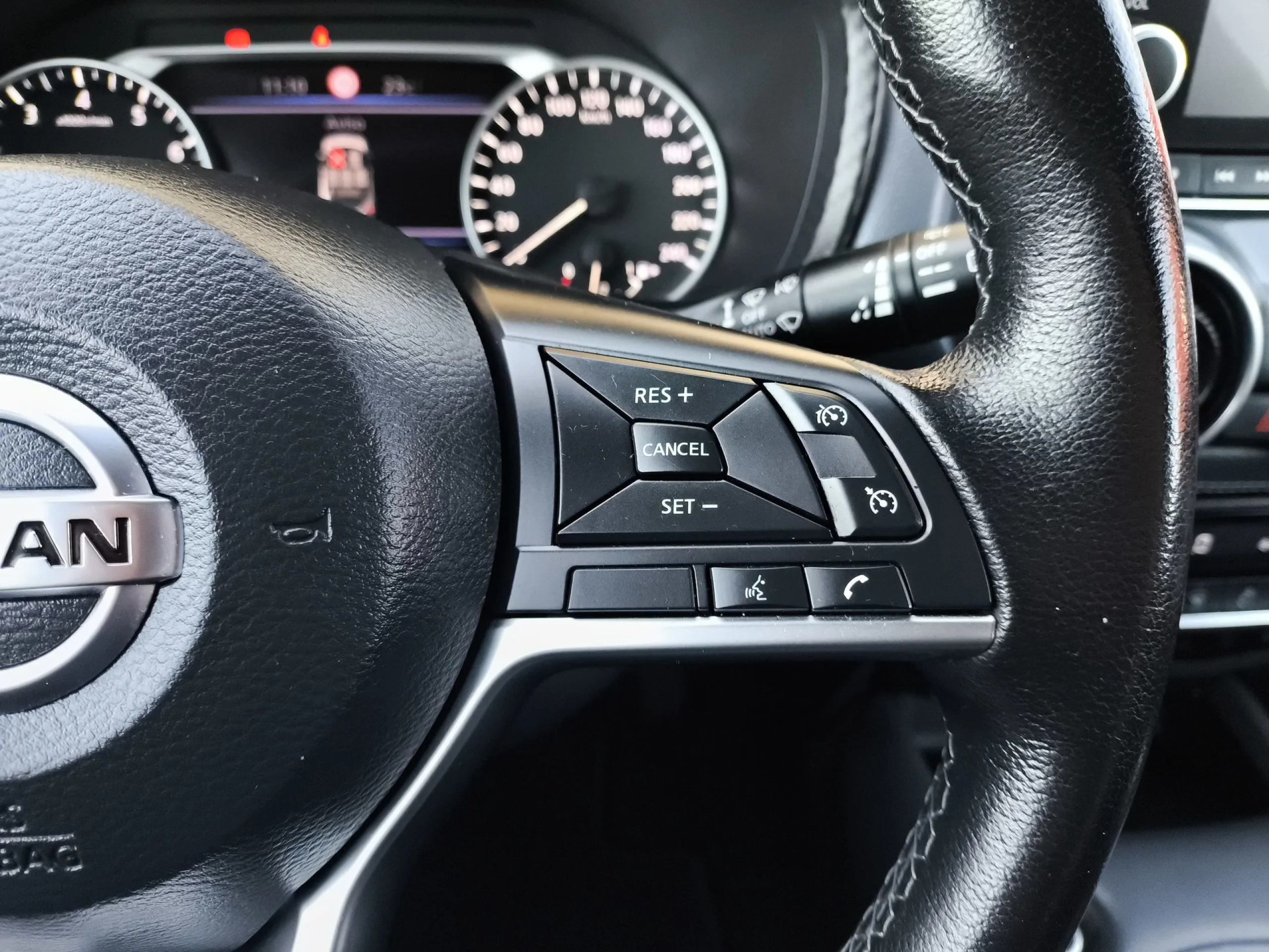 Nissan Juke DIG-T N-Connecta 4x2 84 kW (114 CV) - Foto 15