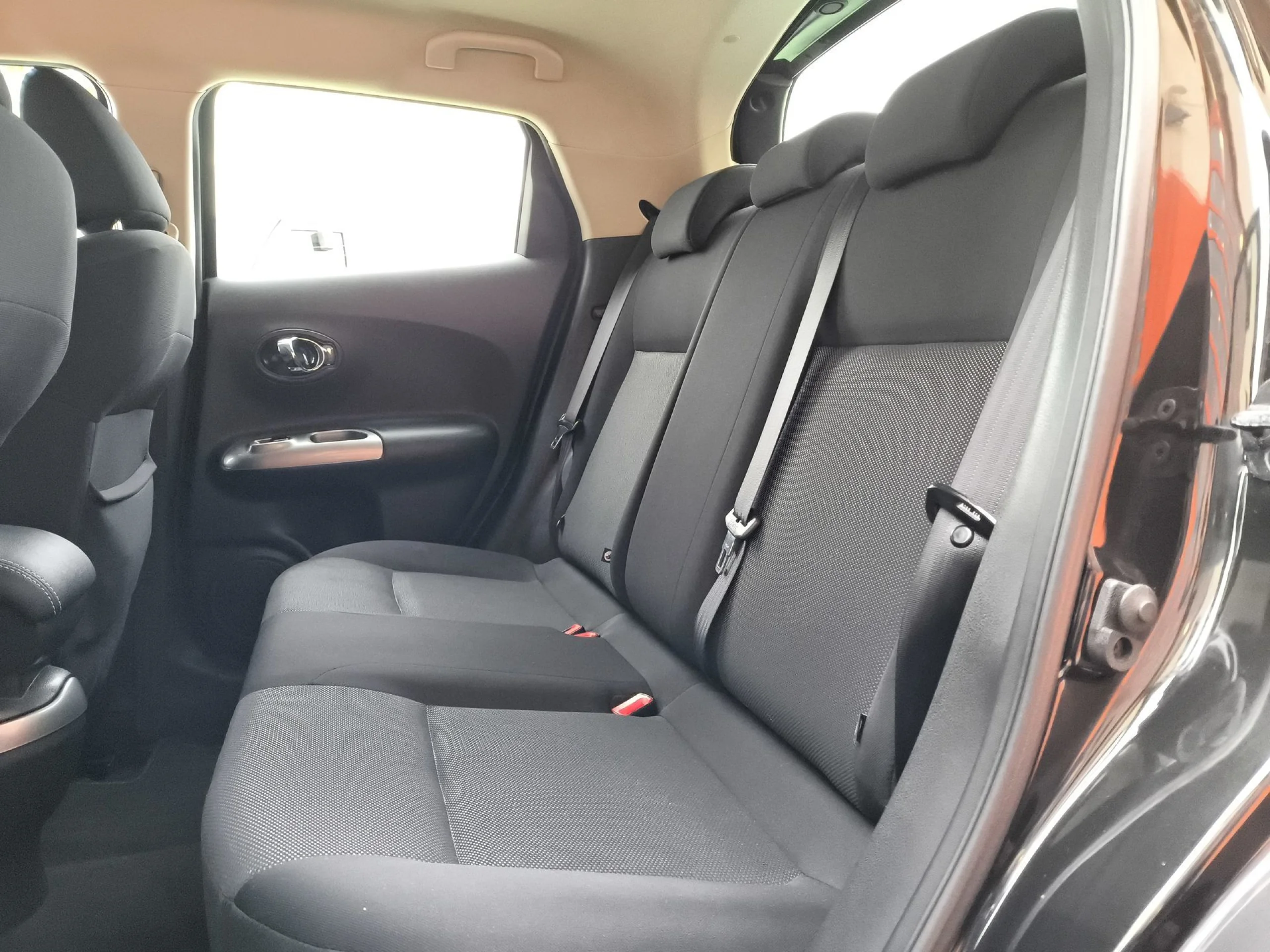 Nissan Juke 1.6 Acenta 4X2 86 kW (117 CV) - Foto 18