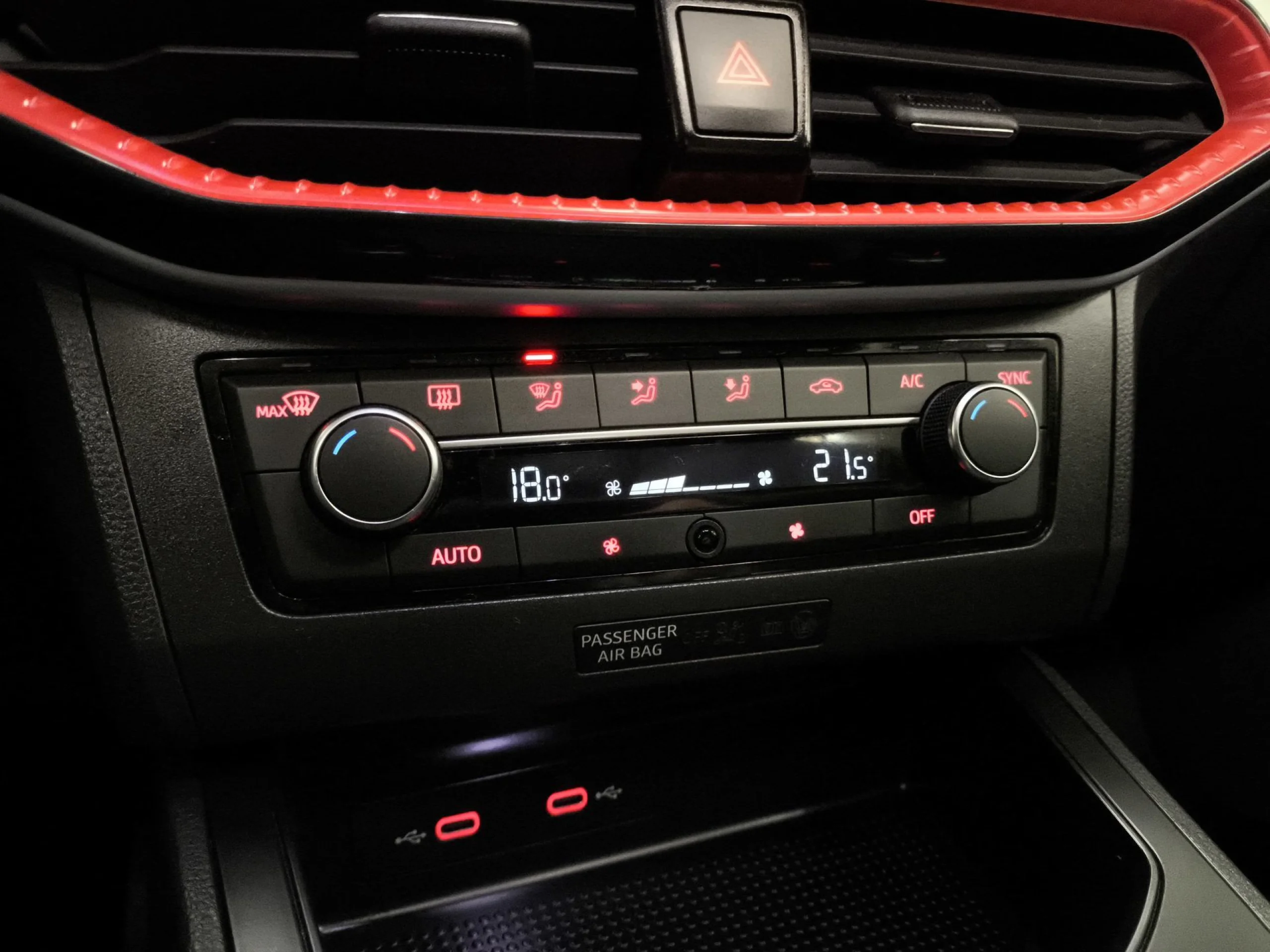 Seat Ibiza 1.0 TSI FR XM 81 kW (110 CV) - Foto 17