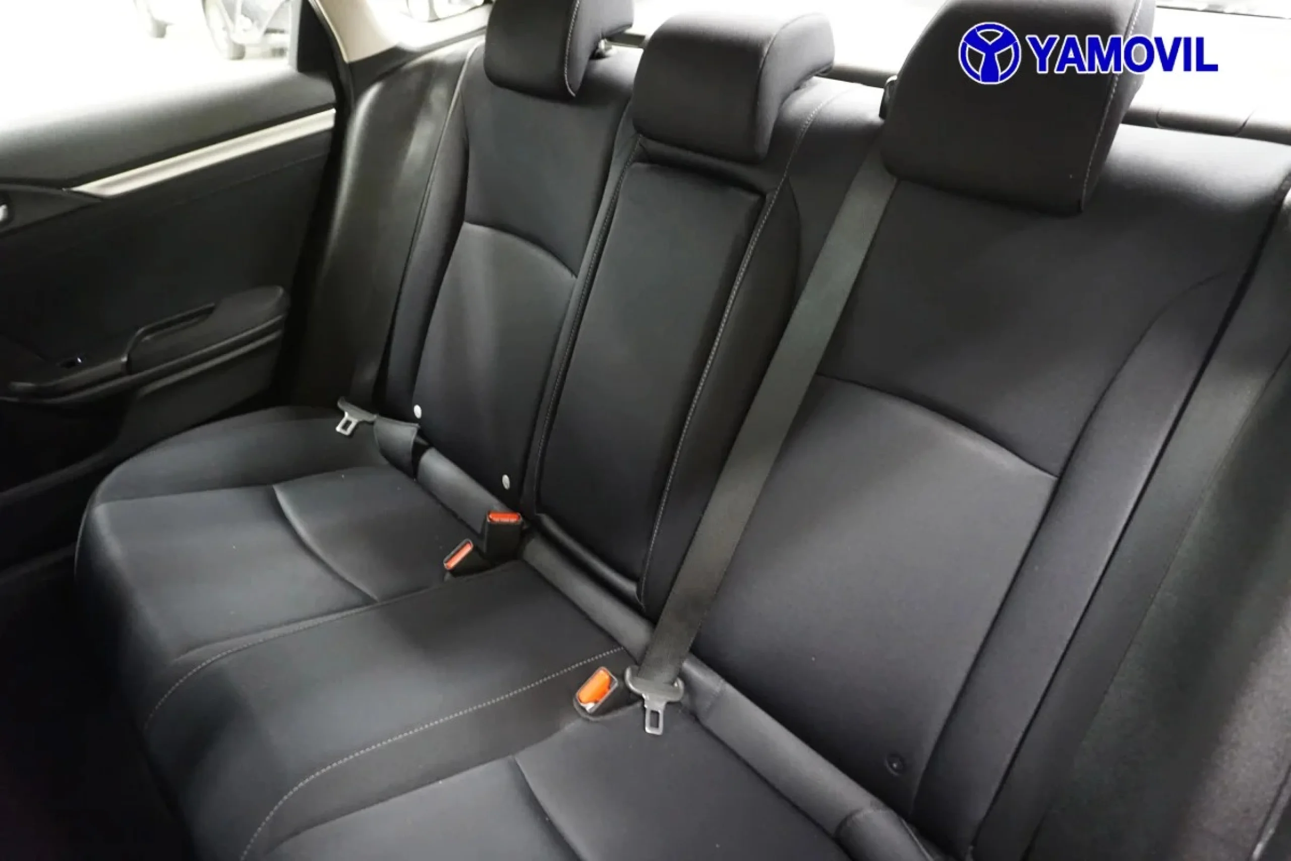 Honda Civic 1.5 I-VTEC Sedan Turbo Elegance 134 kW (182 CV) - Foto 13