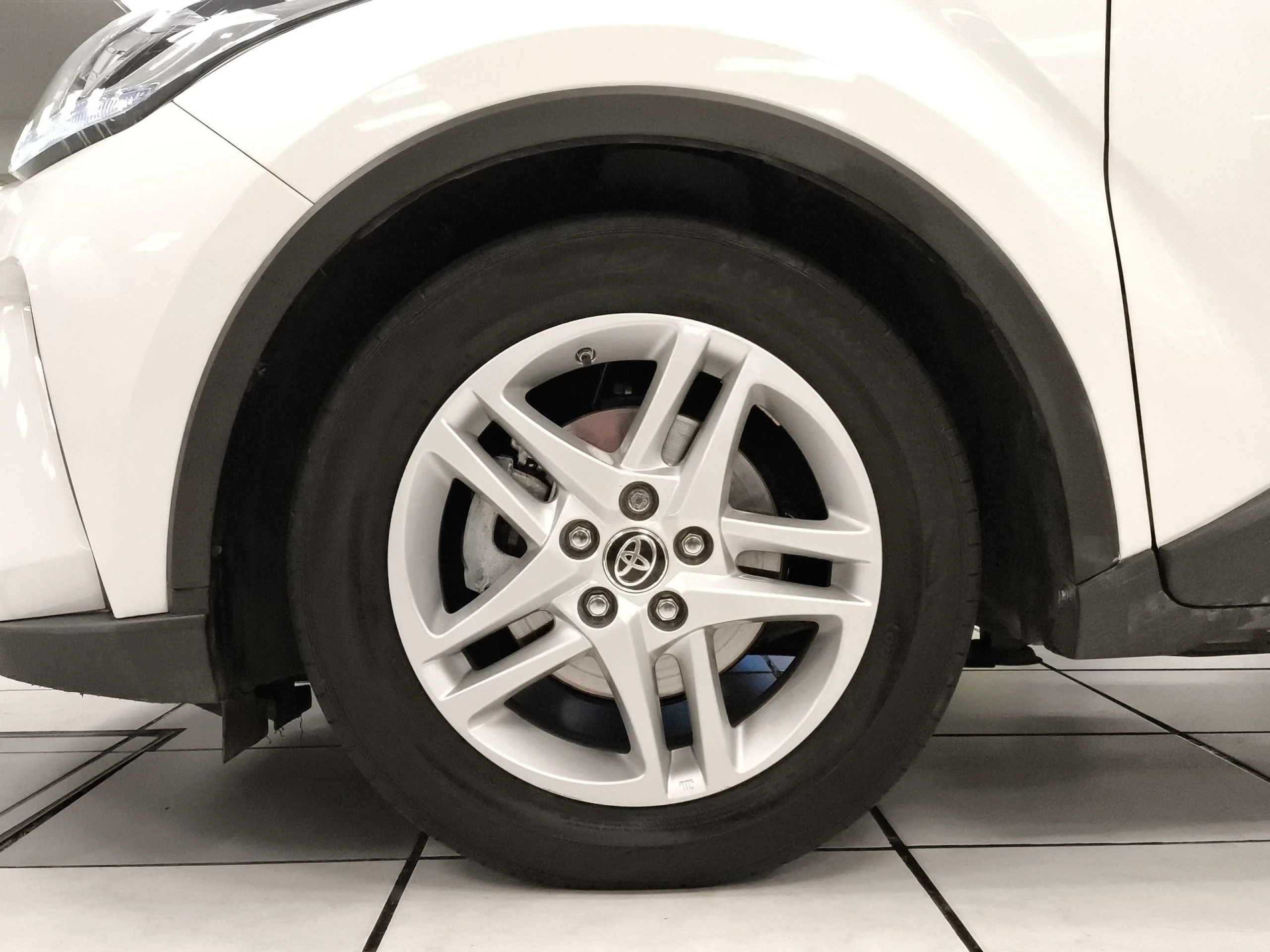 Toyota C-HR 1.8 125H Active 90 kW (122 CV) - Foto 7