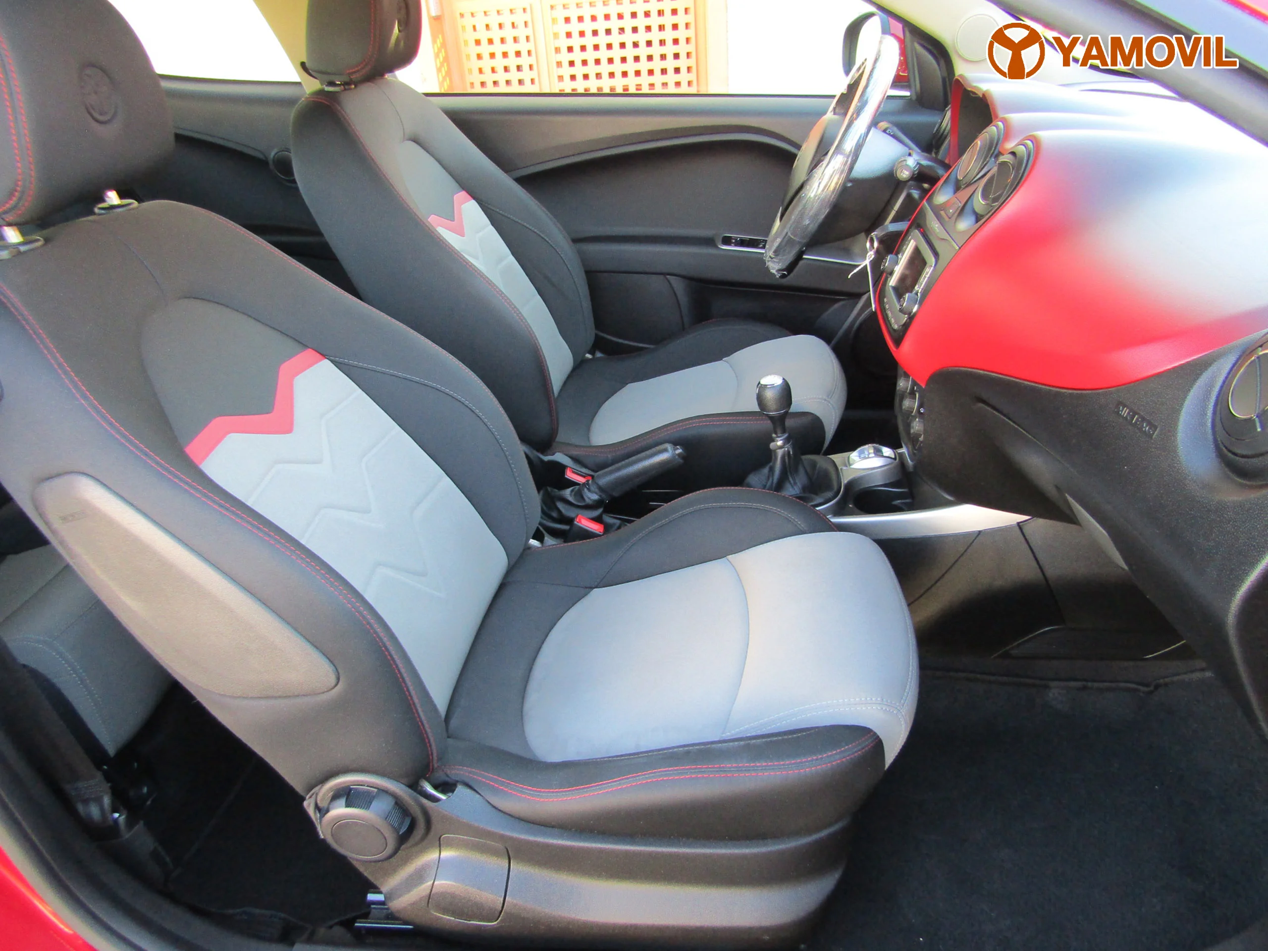 Alfa Romeo MiTo 1.3JTDm DISTINTIVE - Foto 13