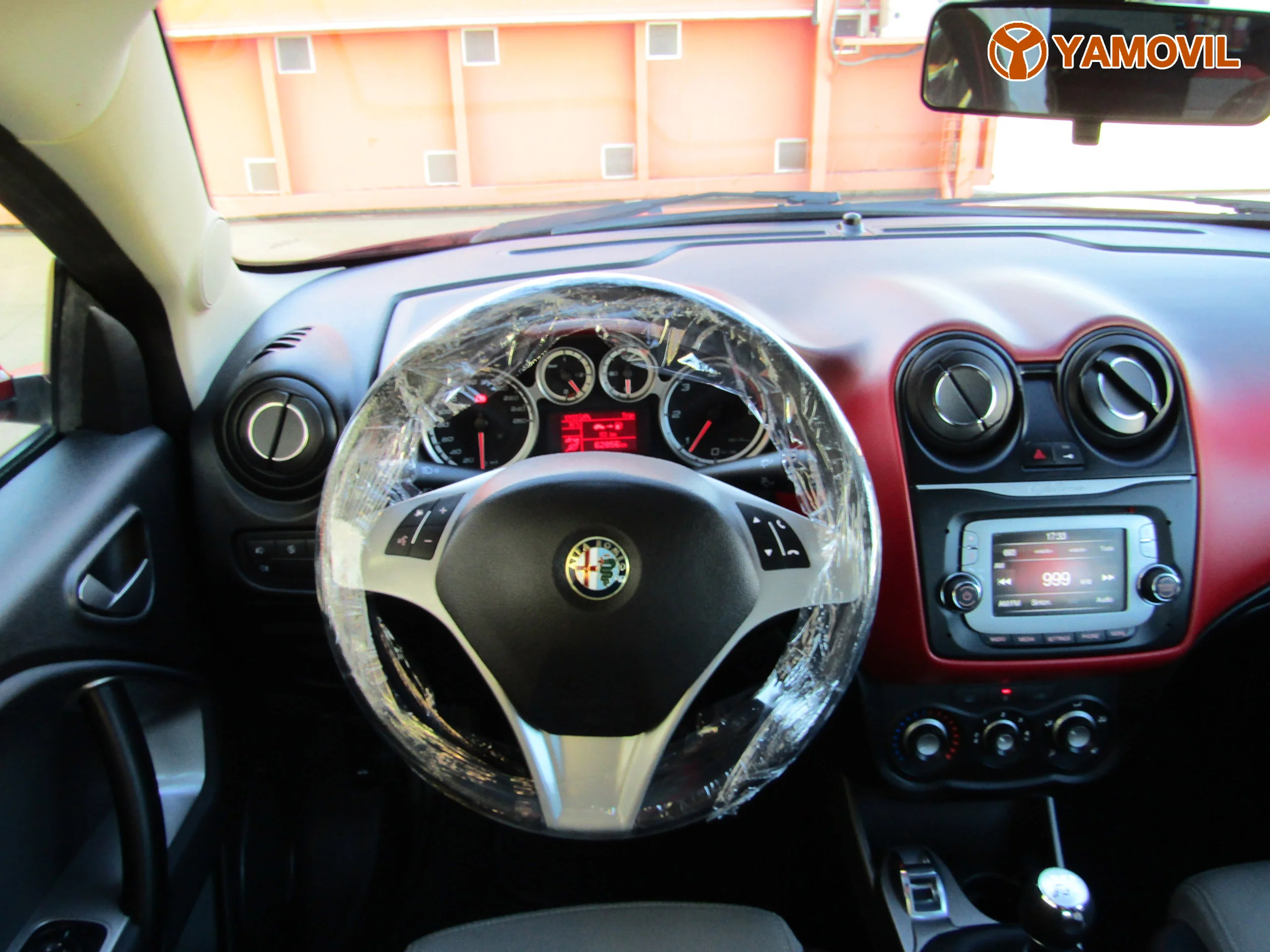 Alfa Romeo MiTo 1.3JTDm DISTINTIVE - Foto 17