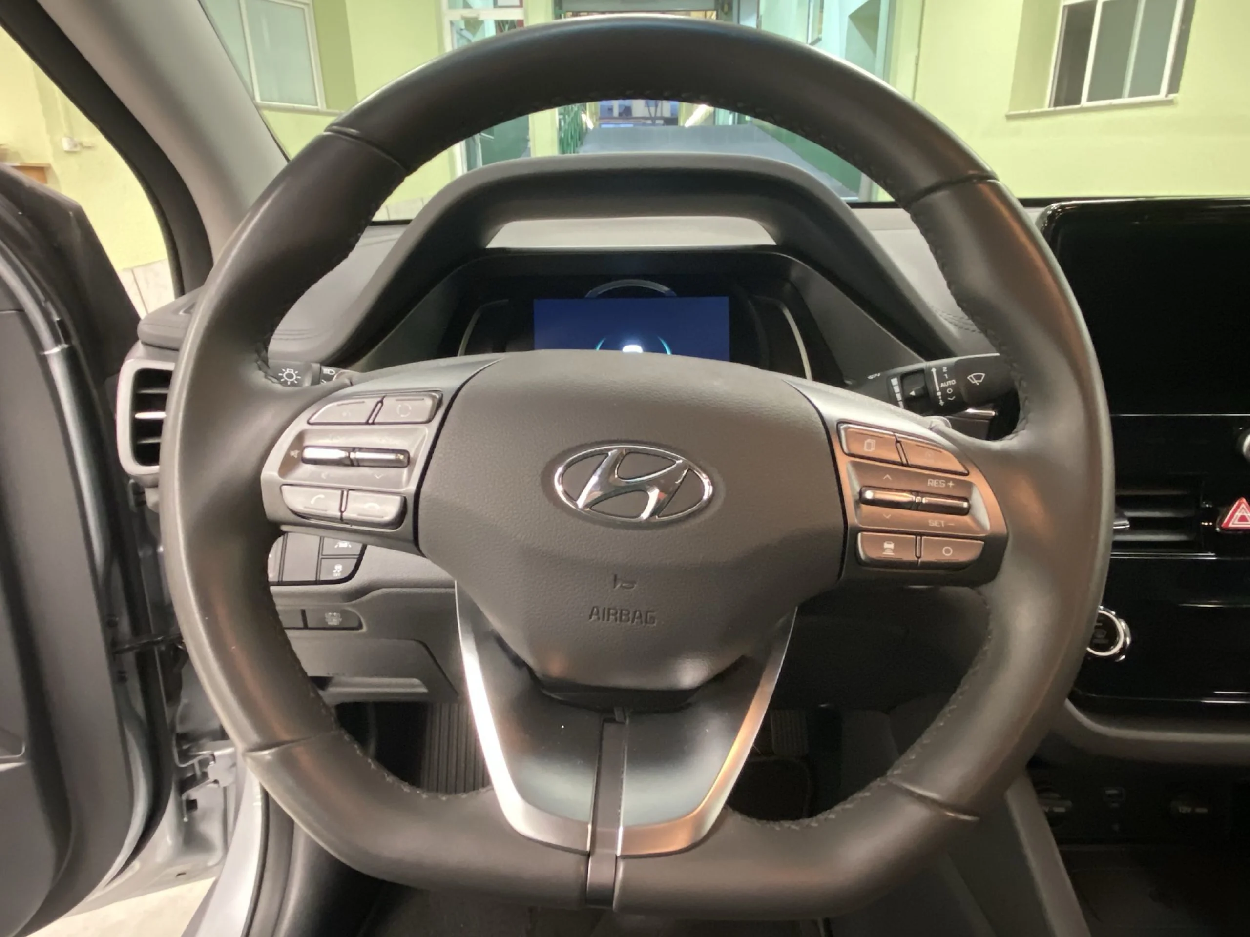 Hyundai IONIQ 1.6 GDI HEV Tecno DCT 104 kW (141 CV) - Foto 11