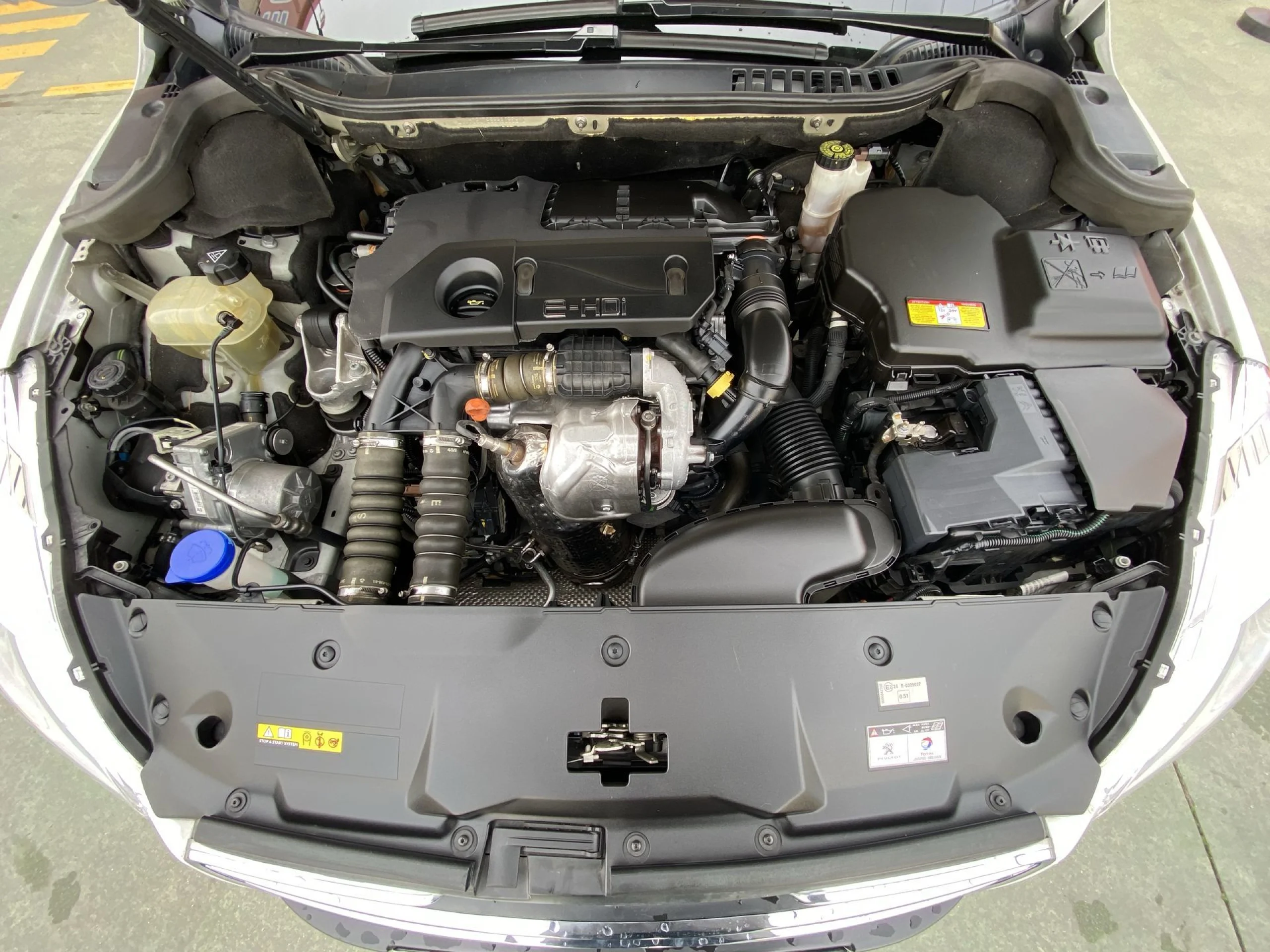 Peugeot 508 1.6 e-HDI Blue Lion Allure CMP 82 kW (112 CV) - Foto 22
