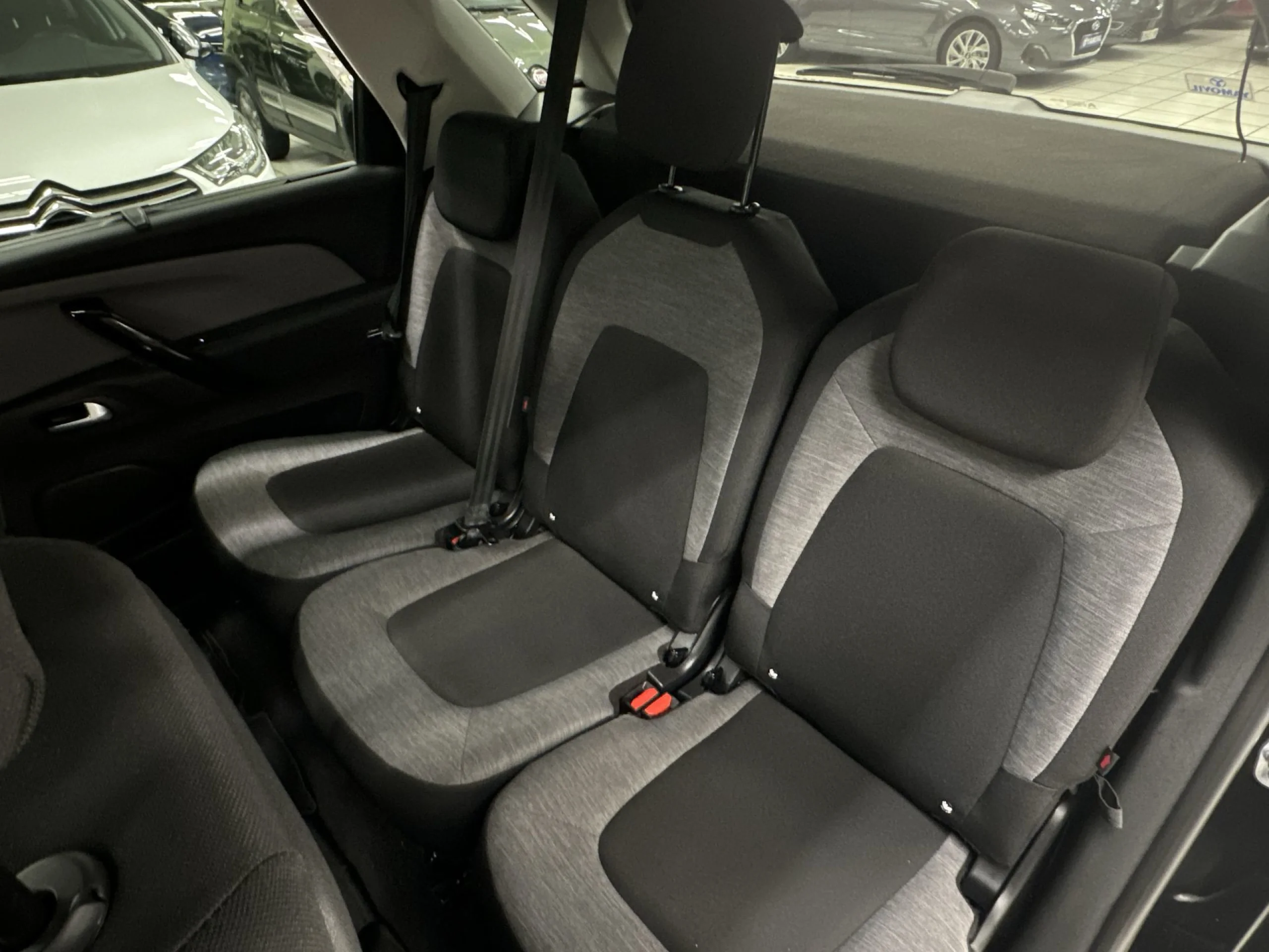 Citroen C4 Spacetourer PureTech 130 SANDS Feel EAT6 96 kW (130 CV) - Foto 19