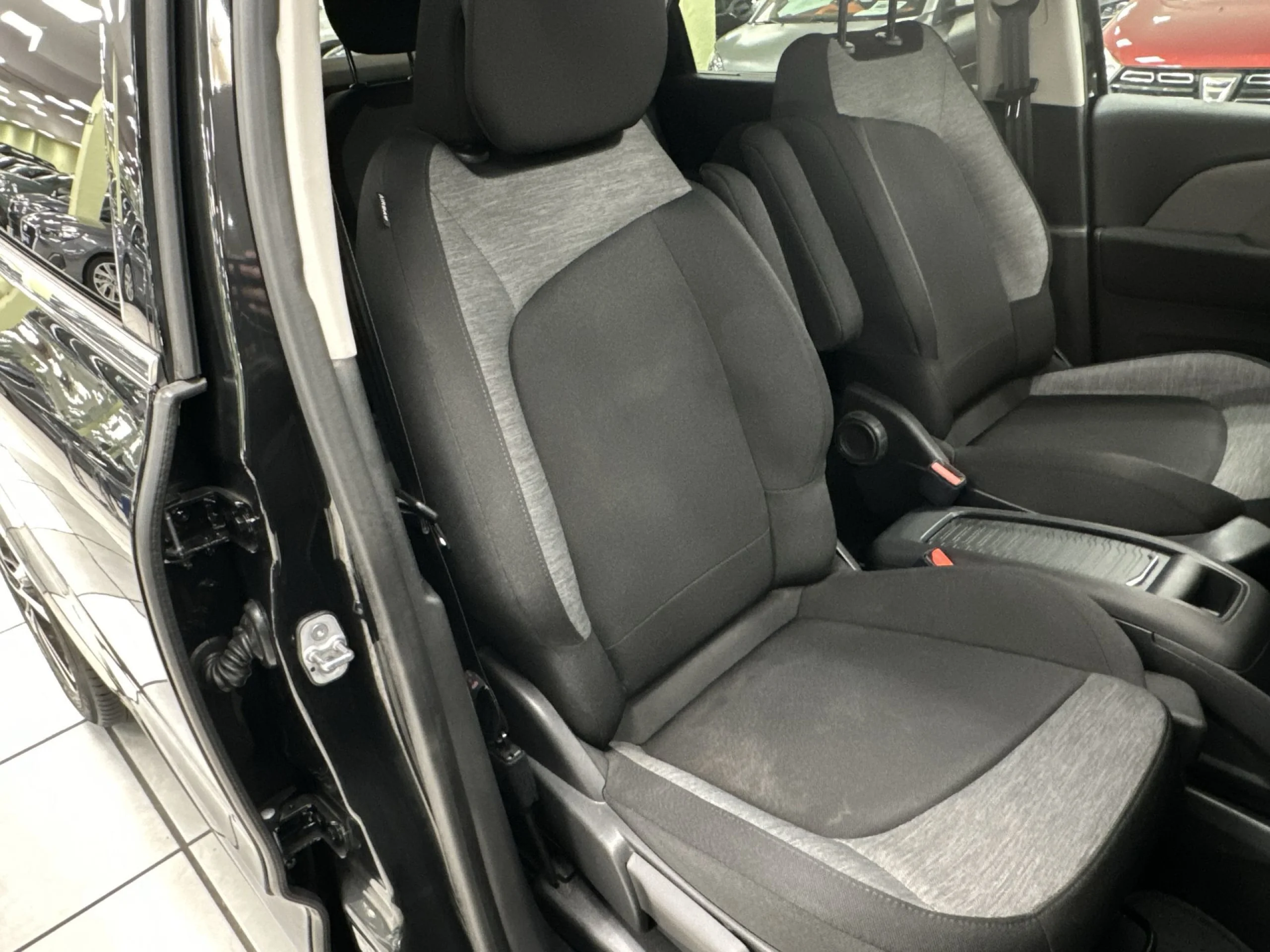 Citroen C4 Spacetourer PureTech 130 SANDS Feel EAT6 96 kW (130 CV) - Foto 21