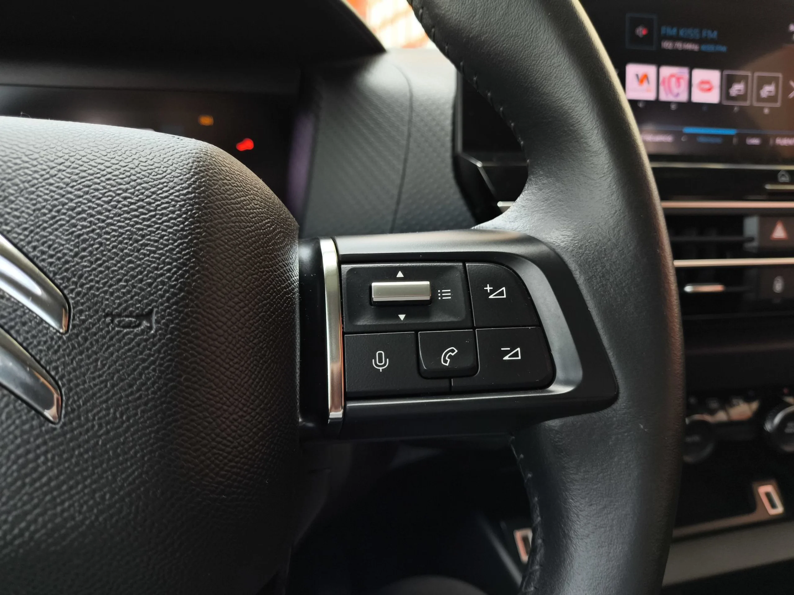 Citroen C4 PureTech 130 SANDS Feel 96 kW (130 CV) - Foto 16