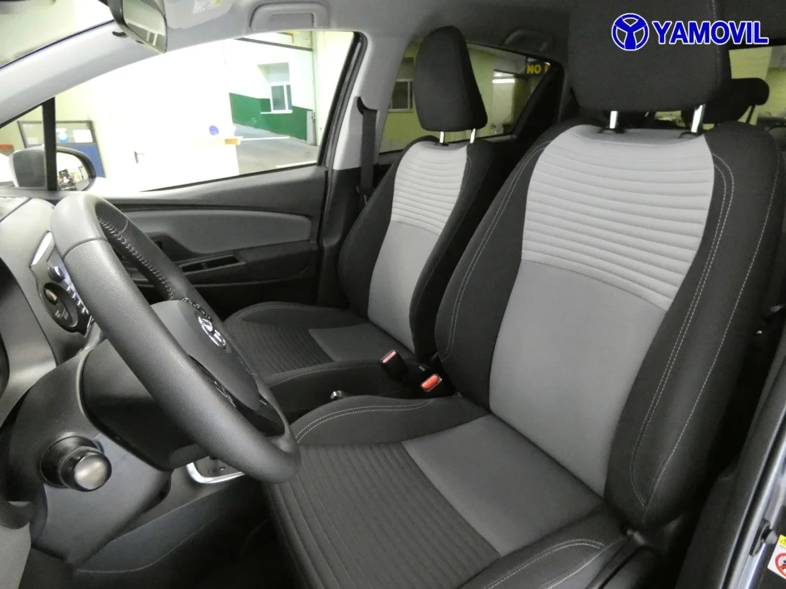 Toyota Yaris 1.5 Hybrid Active 74 kW (100 CV) - Foto 13