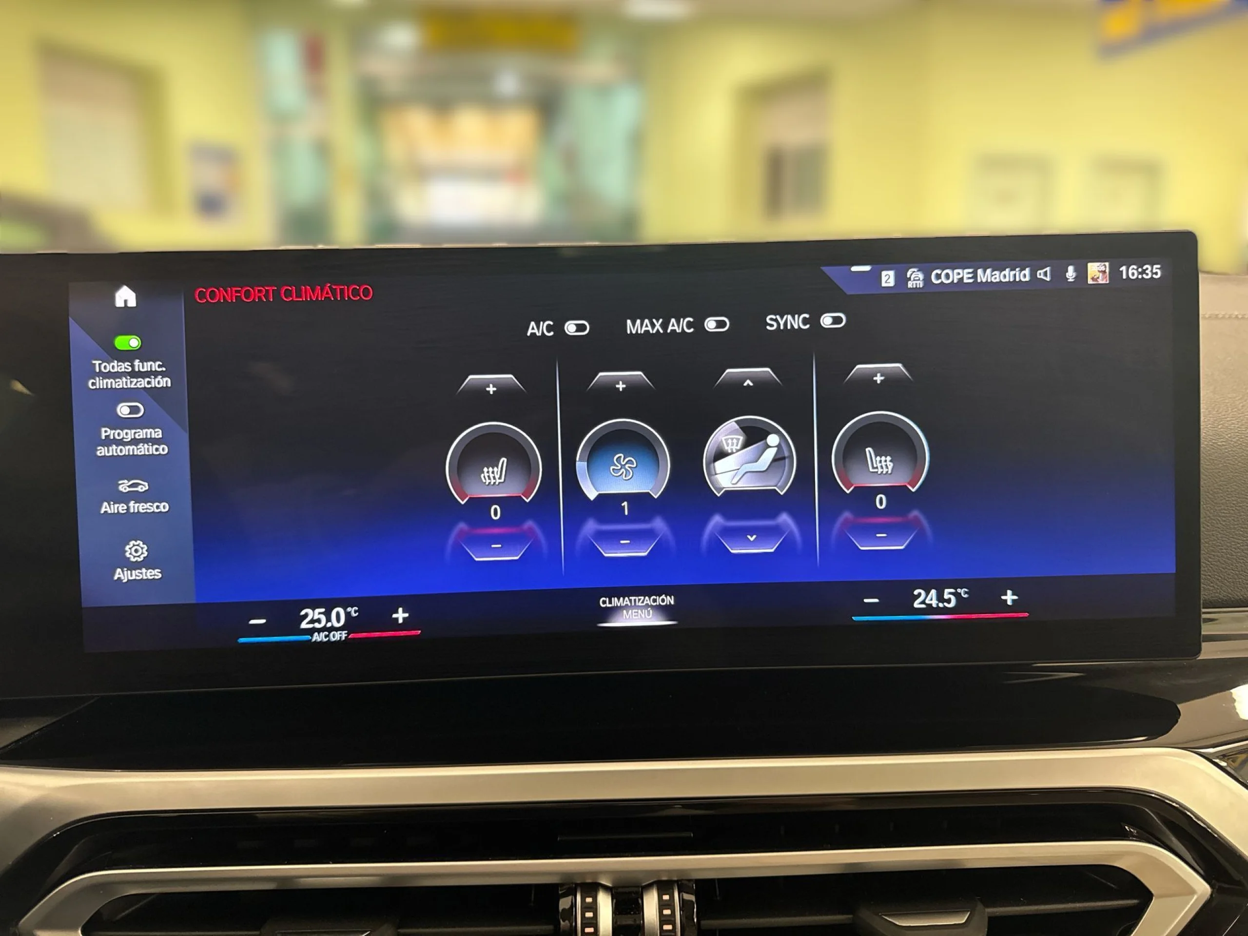 BMW I4 eDrive40 250 kW (340 CV) - Foto 16