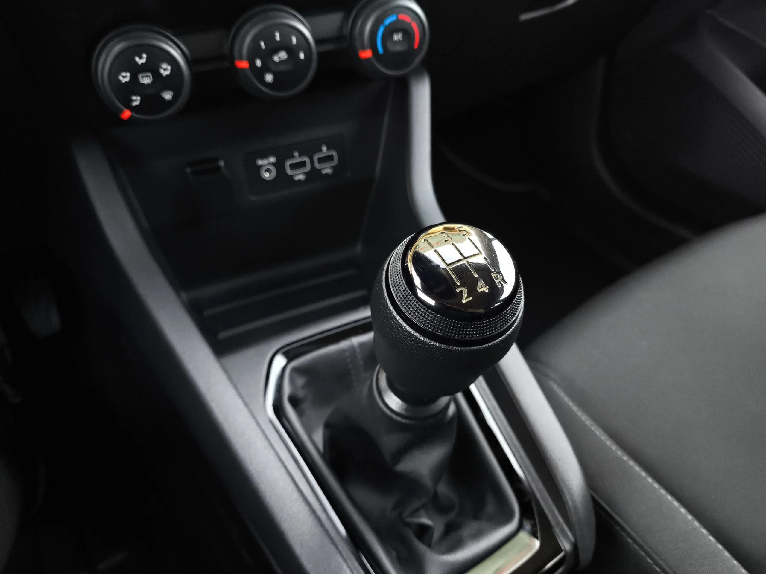 Renault Clio Business SCe 48 kW (65 CV) - Foto 18