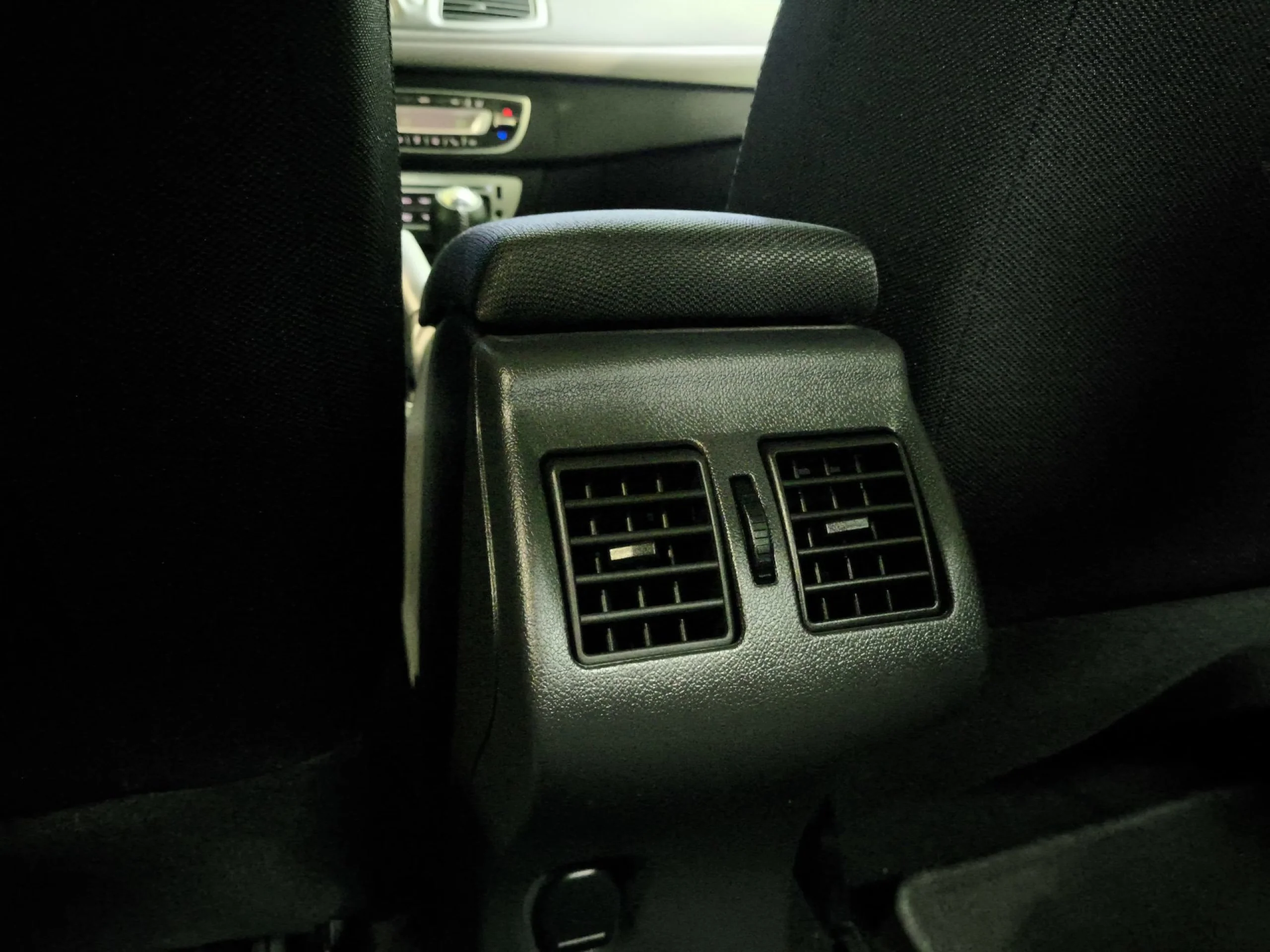 Renault Fluence 1.6 16v Limited 81 kW (110 CV) - Foto 20