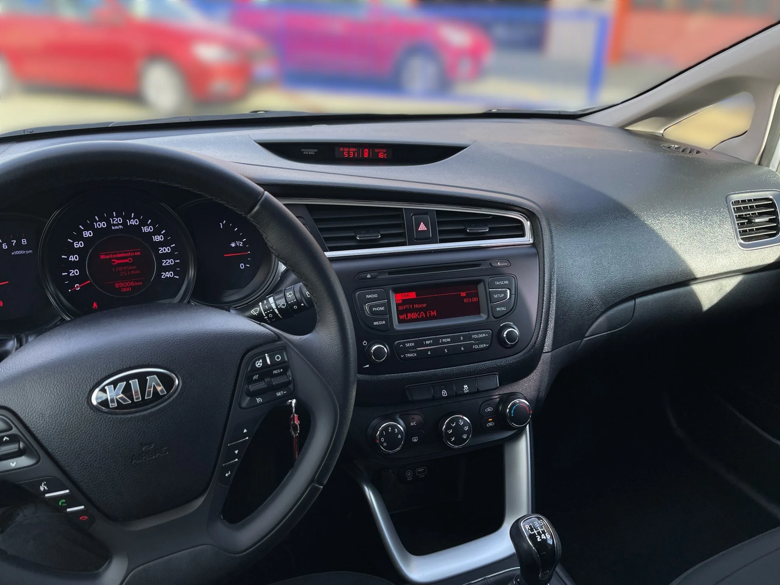 Kia Ceed 1.4 CVVT Concept Plus 74 kW (100 CV) - Foto 15