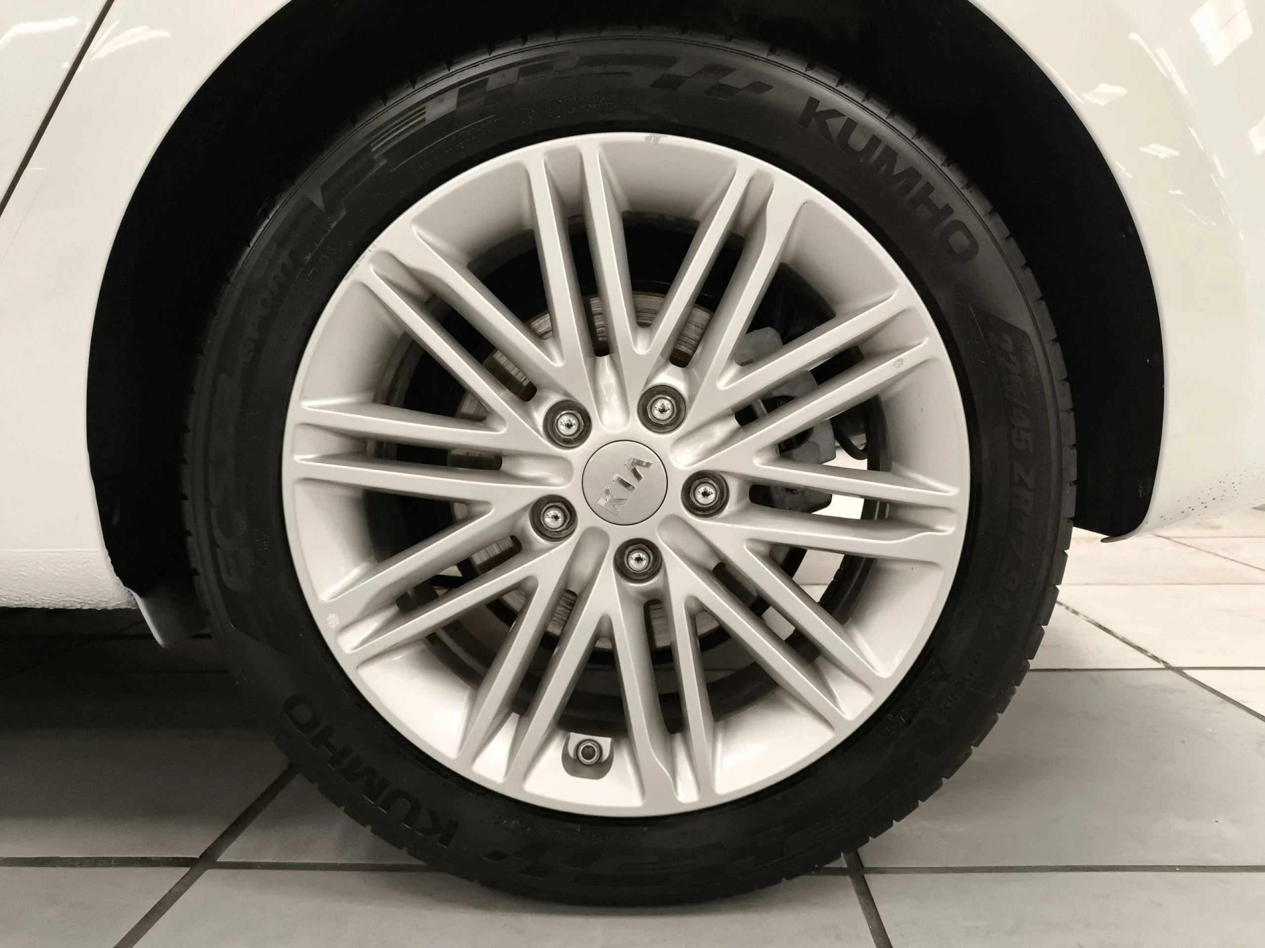 Kia Carens 1.6 GDi Drive 99 kW (135 CV) - Foto 10