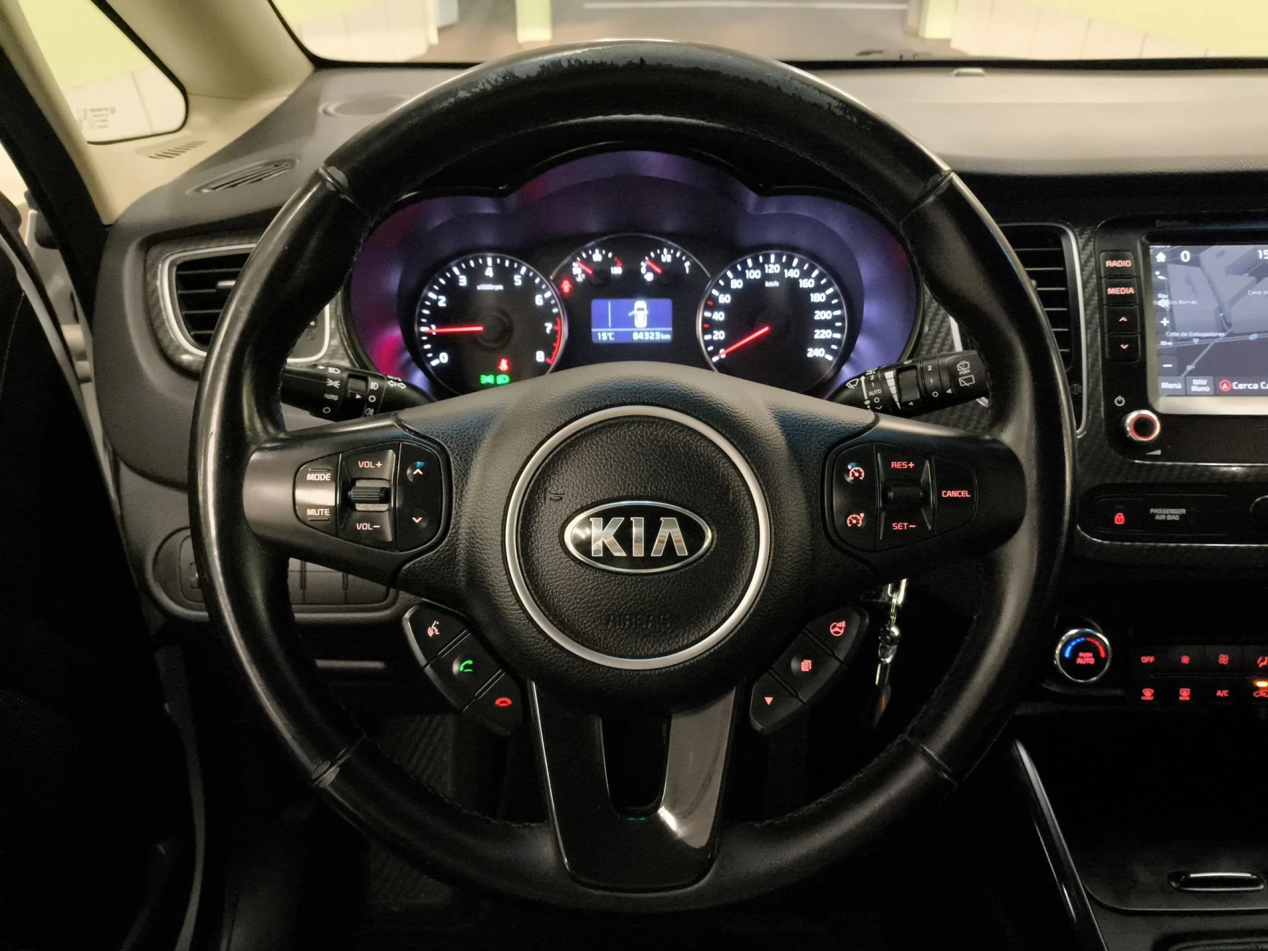 Kia Carens 1.6 GDi Drive 99 kW (135 CV) - Foto 15