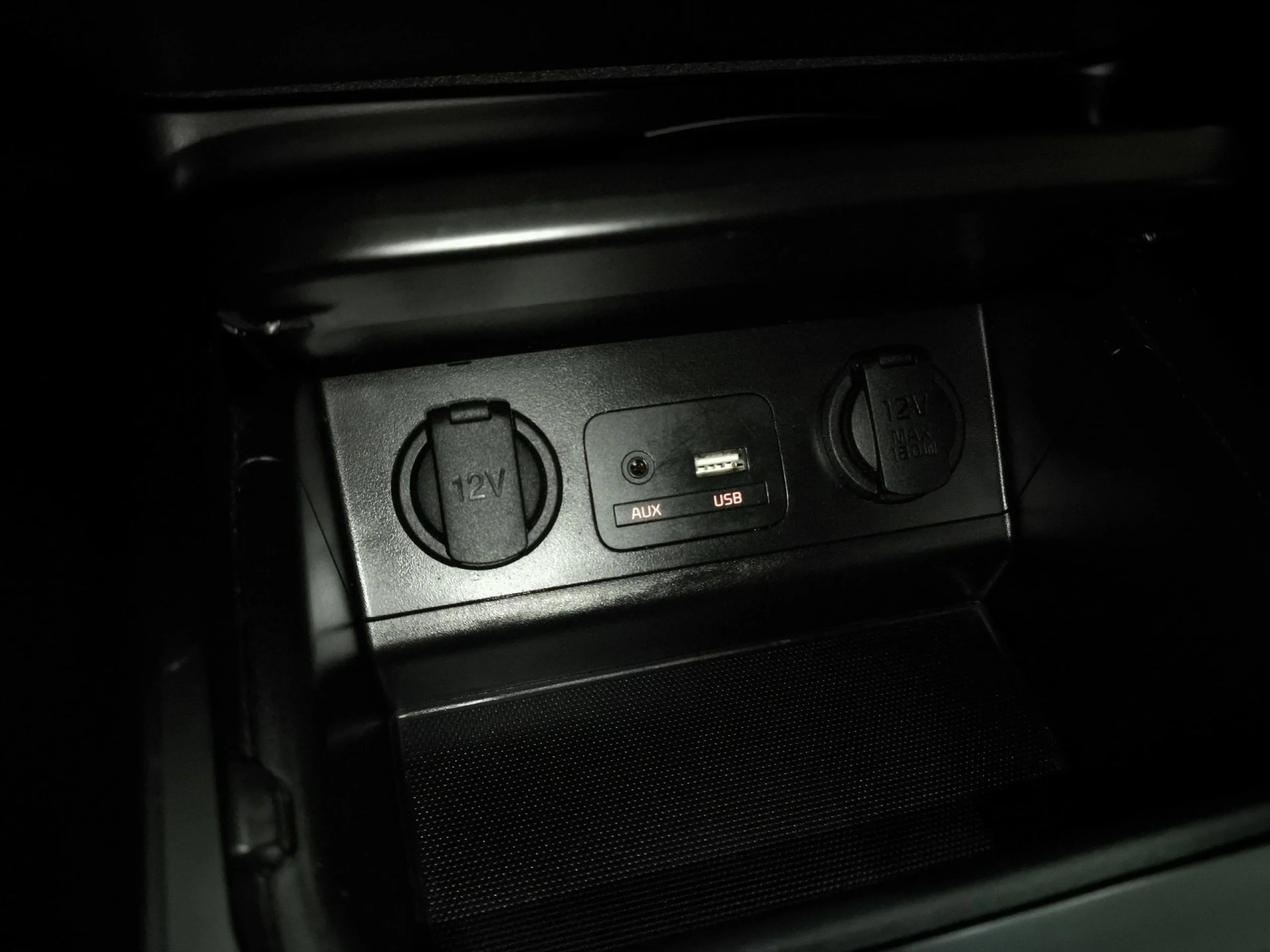 Kia Carens 1.6 GDi Drive 99 kW (135 CV) - Foto 23