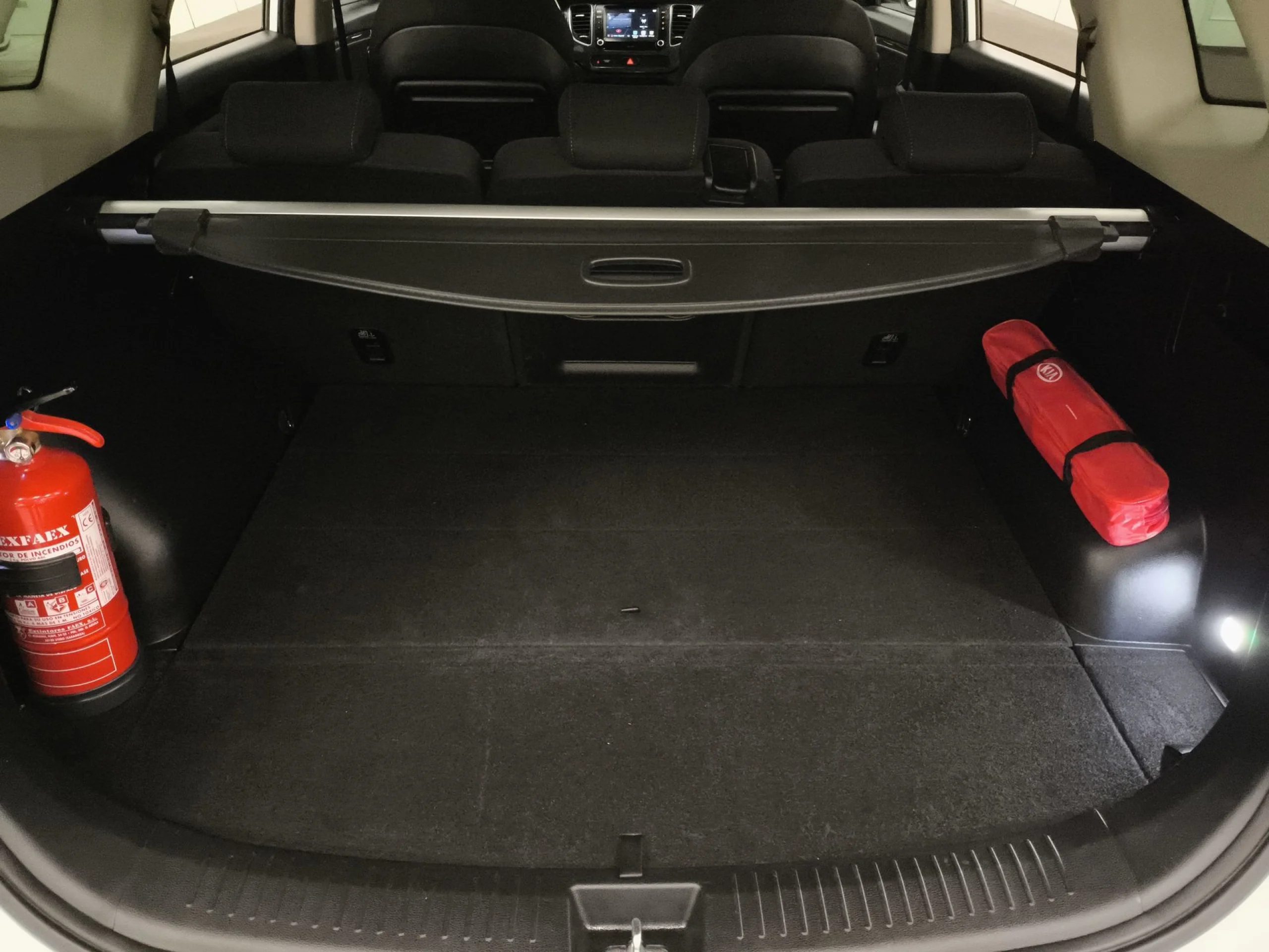 Kia Carens 1.6 GDi Drive 99 kW (135 CV) - Foto 26