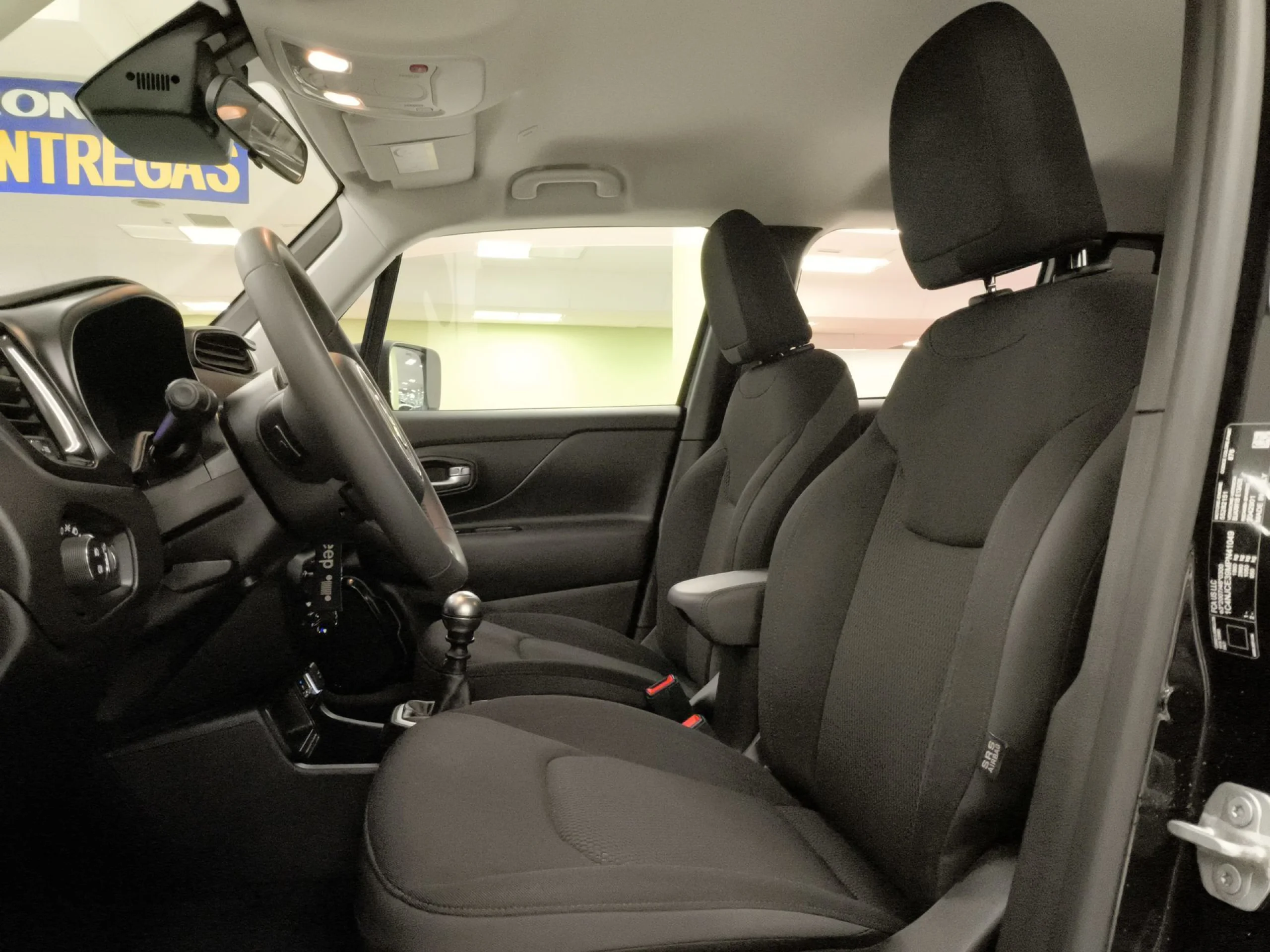 Jeep Renegade 1.0G Night Eagle II 4x2 88 kW (120 CV) - Foto 8