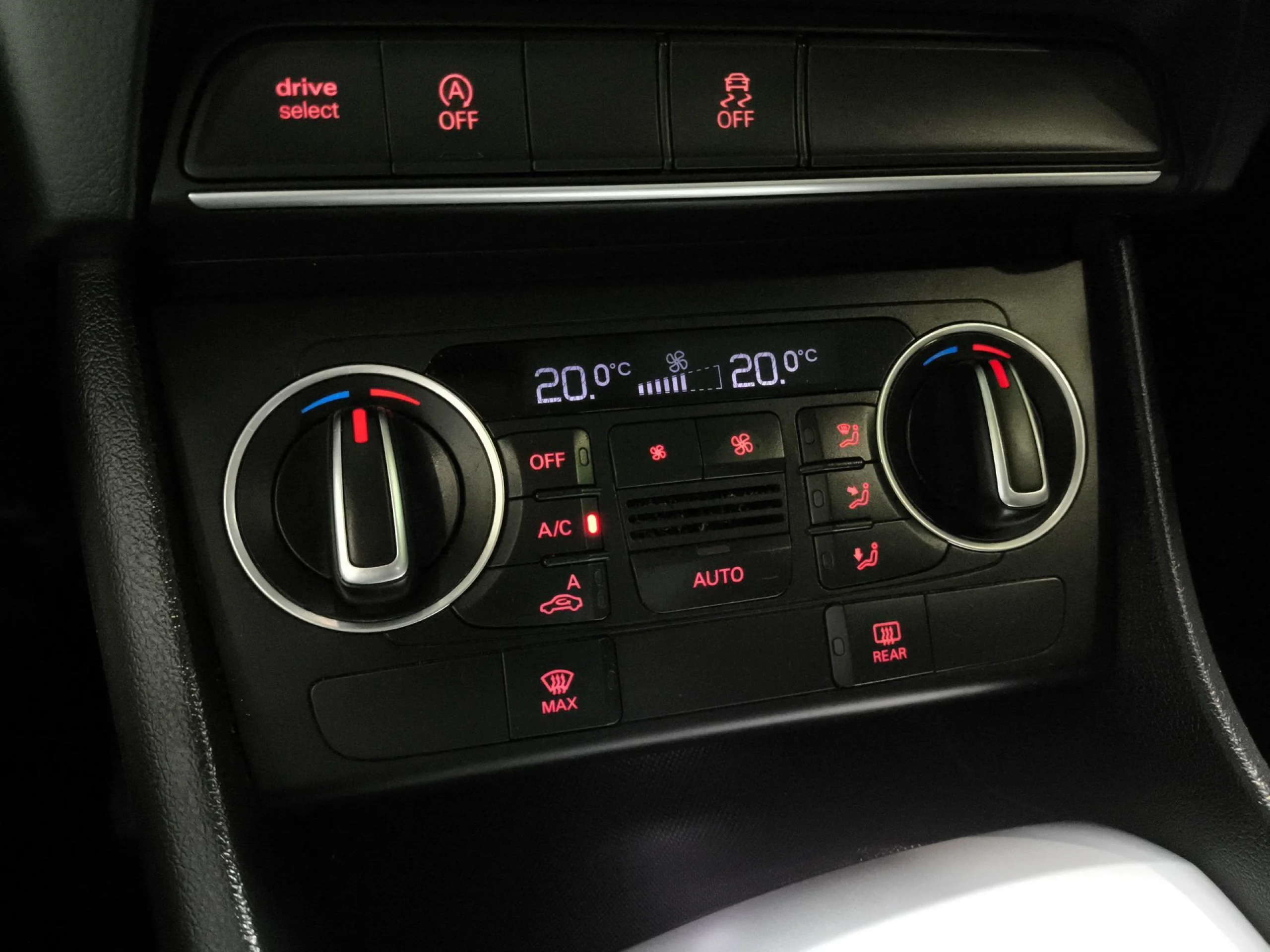 Audi Q3 sport edition 2.0 TDI quattro 110 kW (150 CV) S tronic - Foto 22