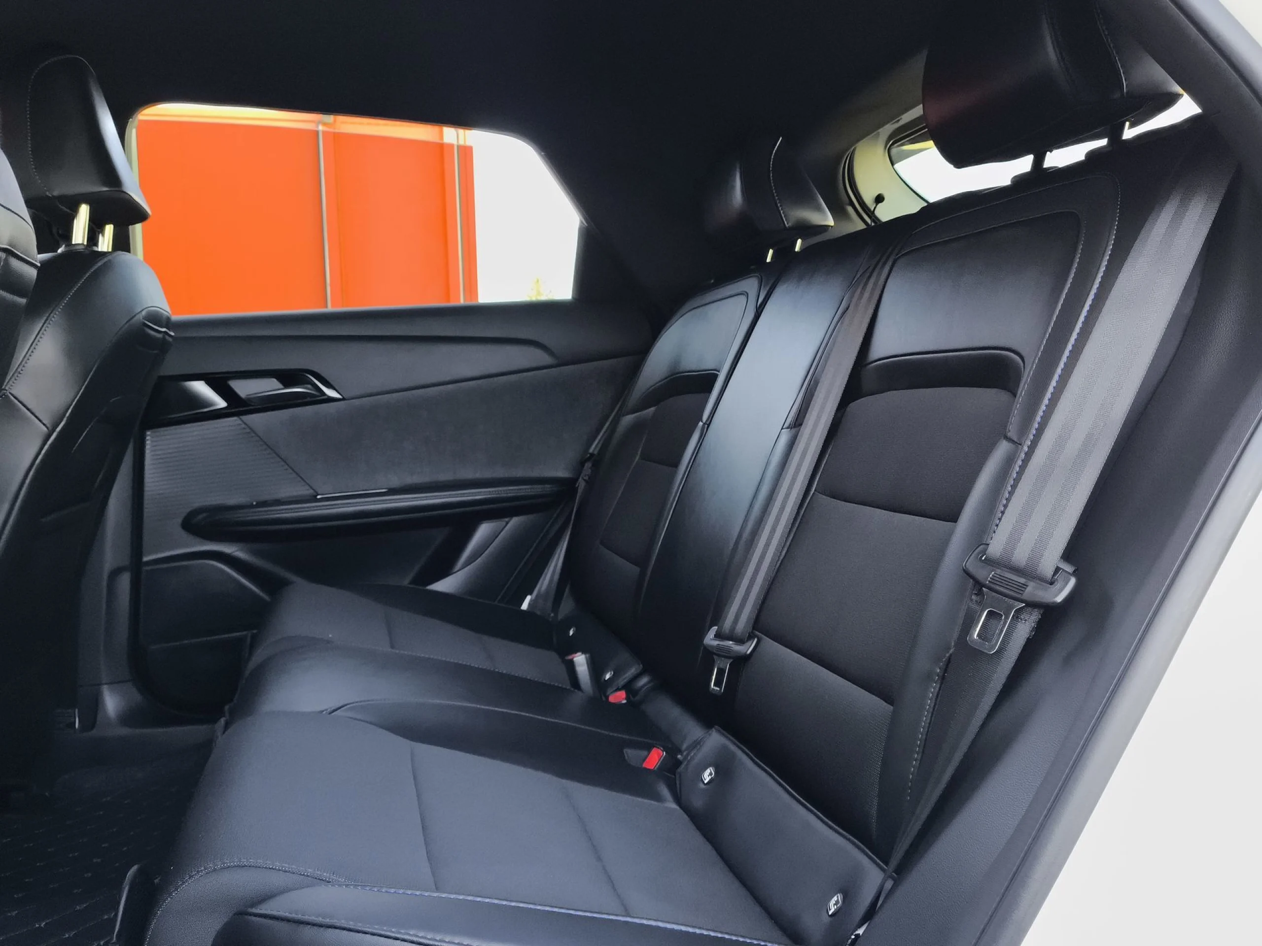MG MG4 64kWh Comfort 150 kW (204 CV) - Foto 25