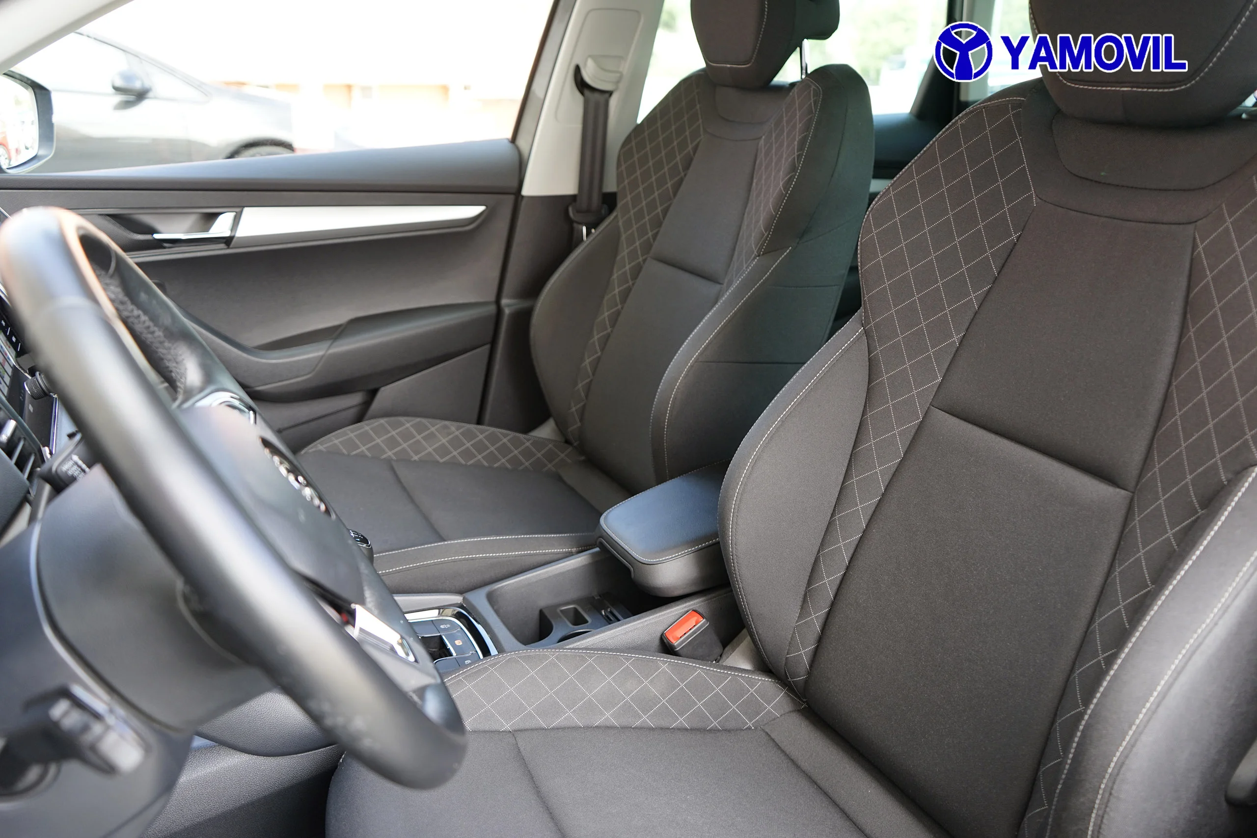 Skoda Karoq 1.0 TSI AMBITION 5P - Foto 13