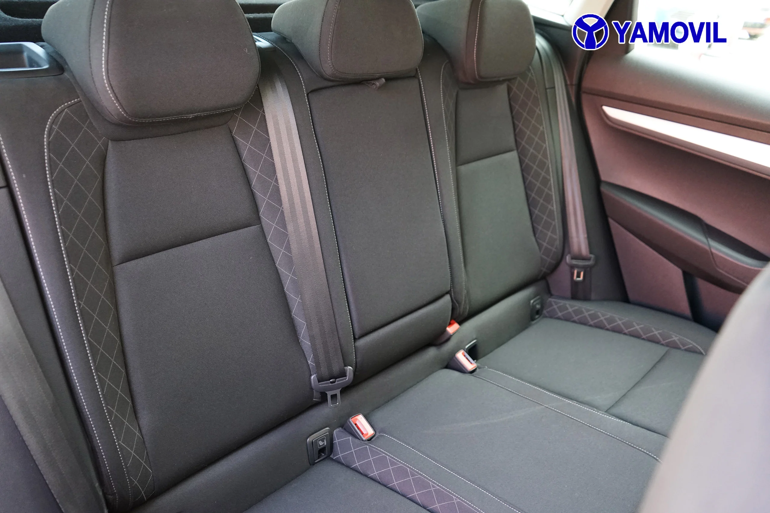 Skoda Karoq 1.0 TSI AMBITION 5P - Foto 16