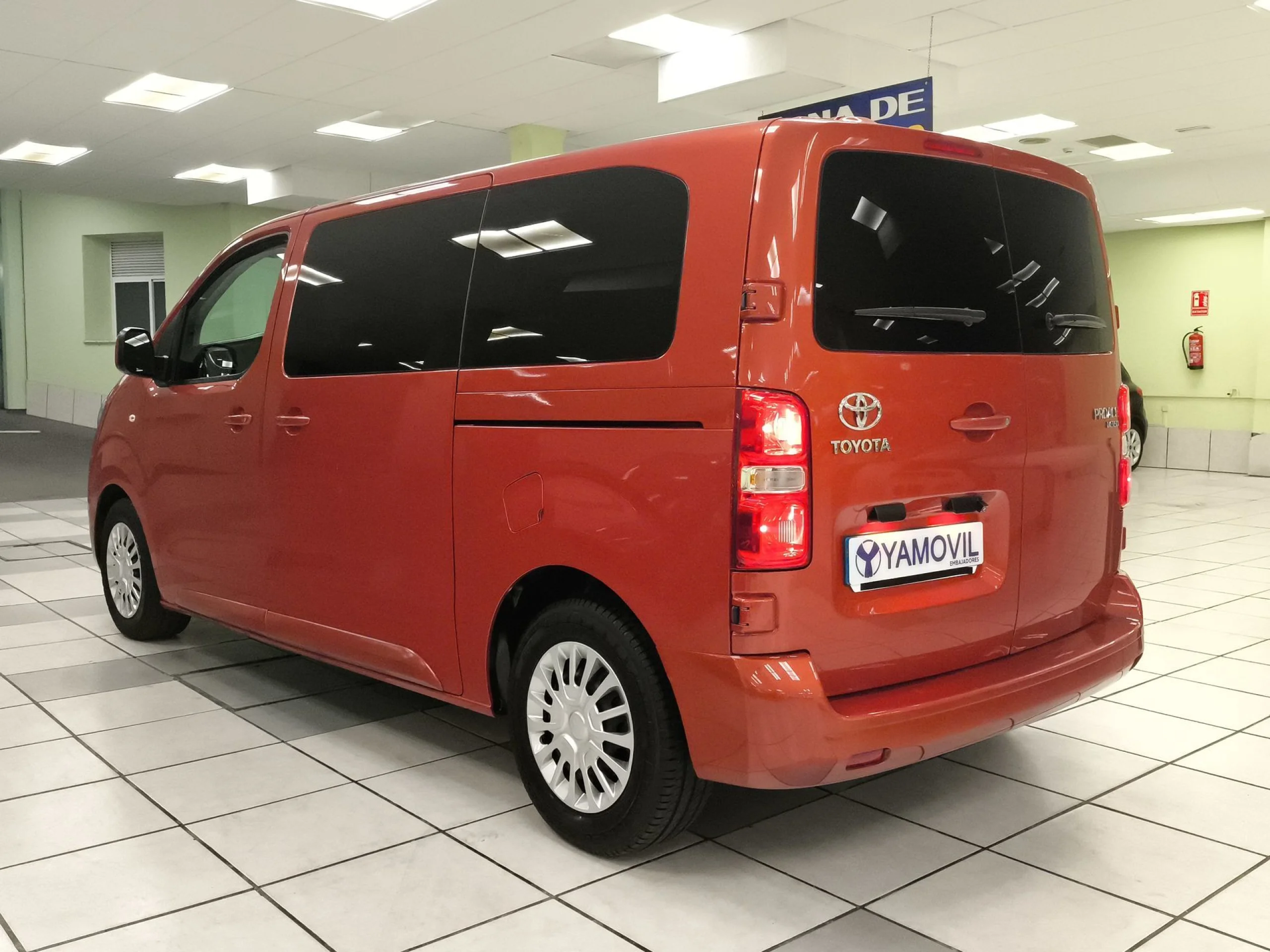 Toyota Proace verso 1.5D VX Shuttle L1 88 kW (120 CV) - Foto 5