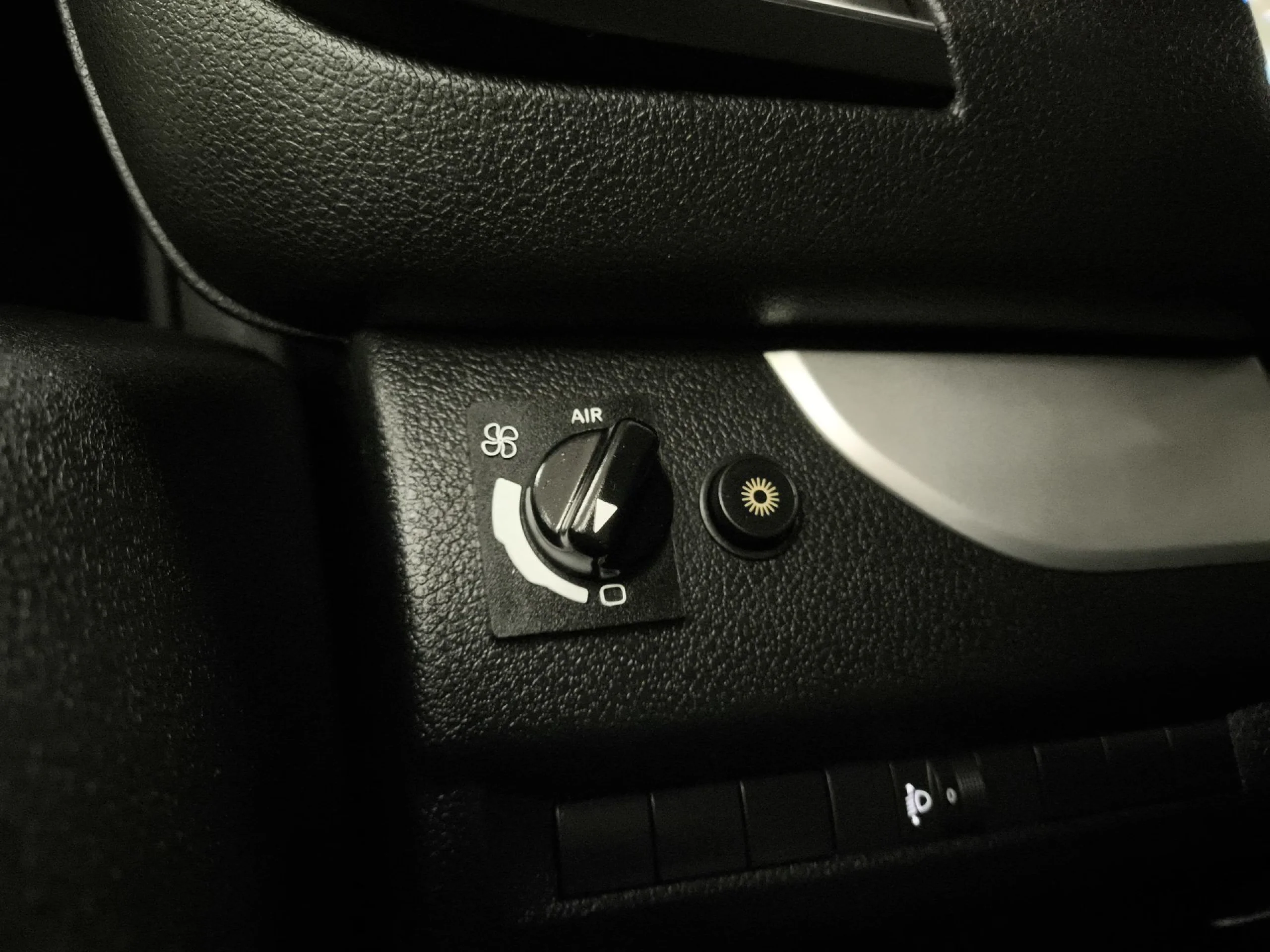 Toyota Proace verso 1.5D VX Shuttle L1 88 kW (120 CV) - Foto 17