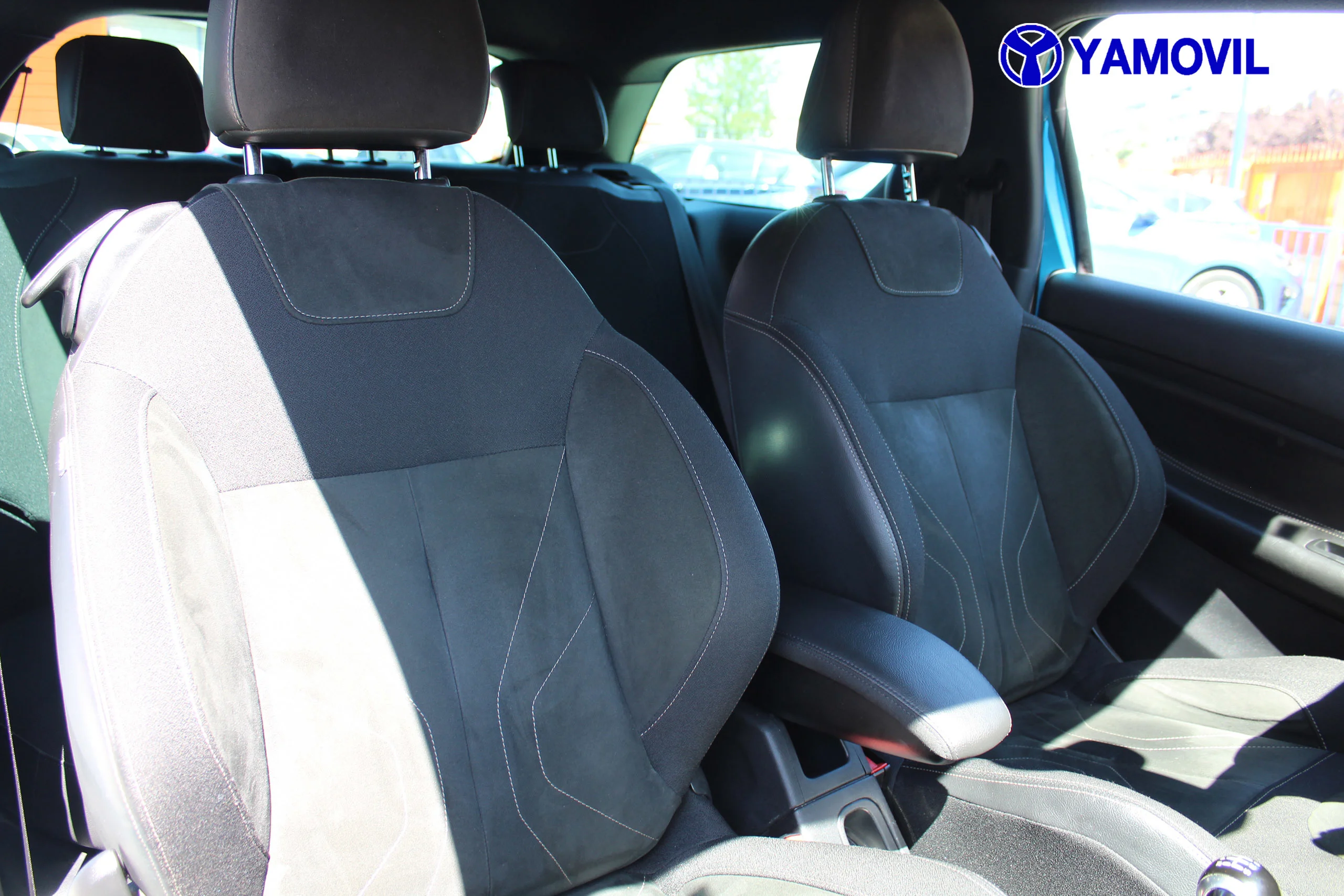 DS Ds3 BlueHDi 100 SANDS Style 73 kW (99 CV) - Foto 16