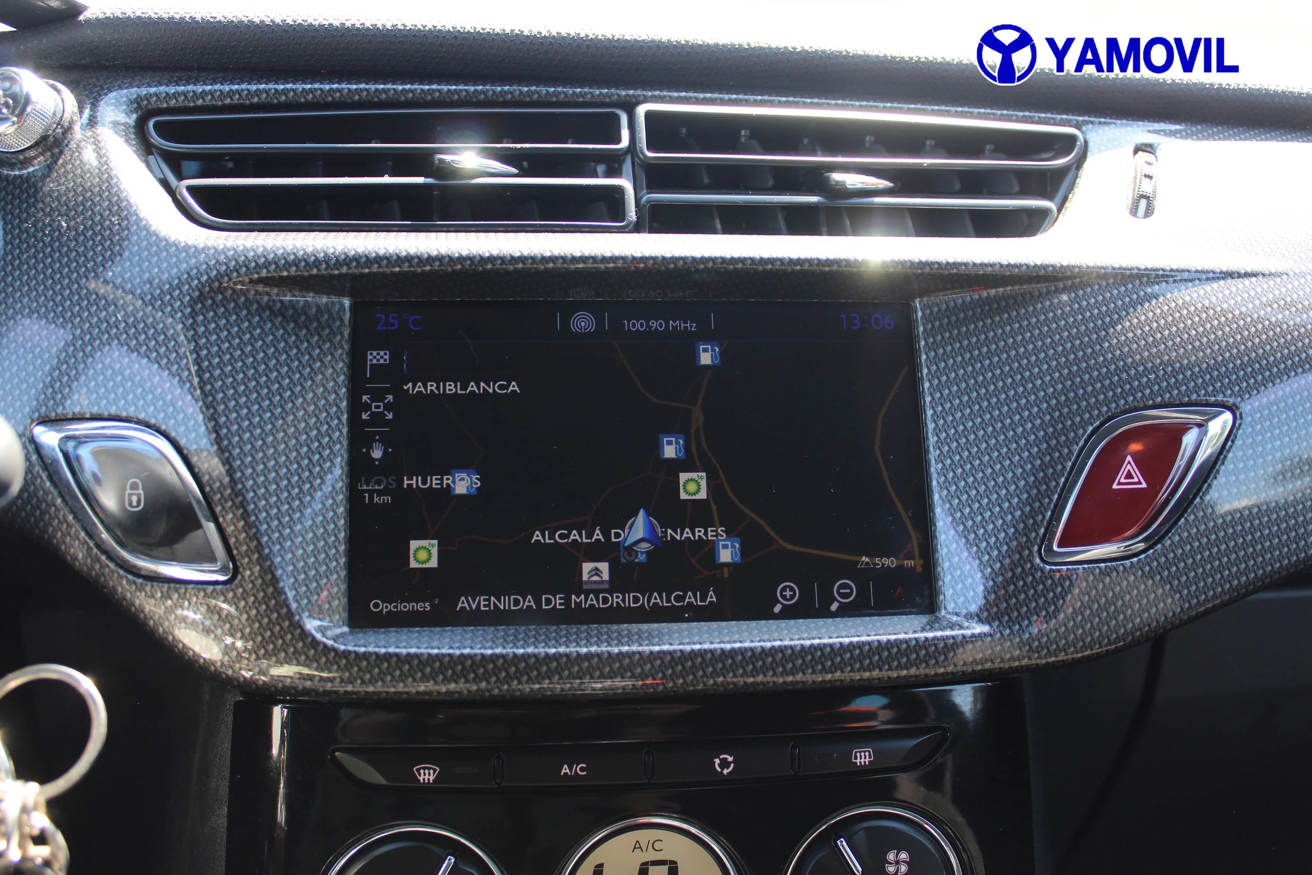 DS Ds3 BlueHDi 100 SANDS Style 73 kW (99 CV) - Foto 23