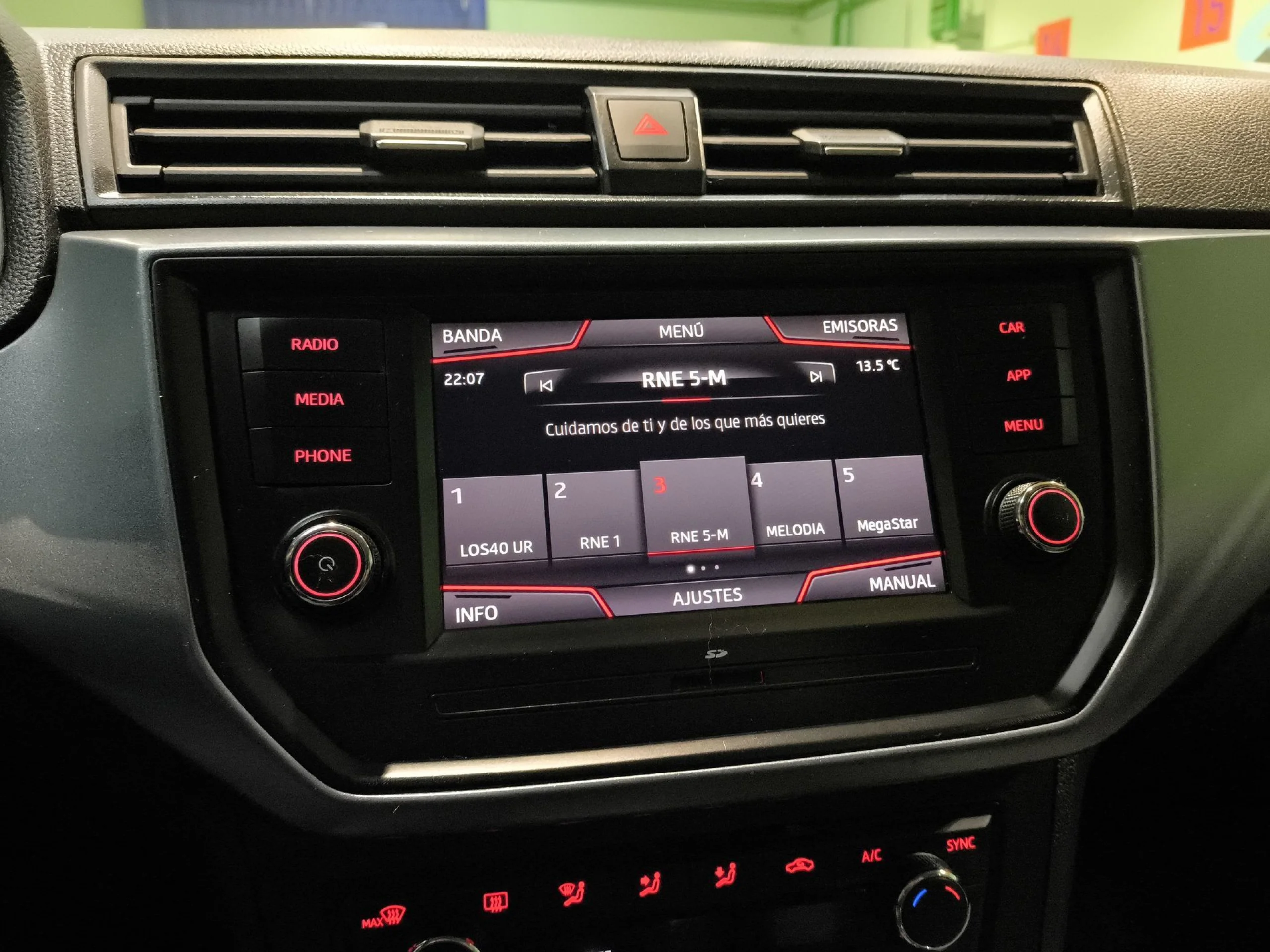 Seat Arona 1.0 TSI Ecomotive SANDS Style 70 kW (95 CV) - Foto 16